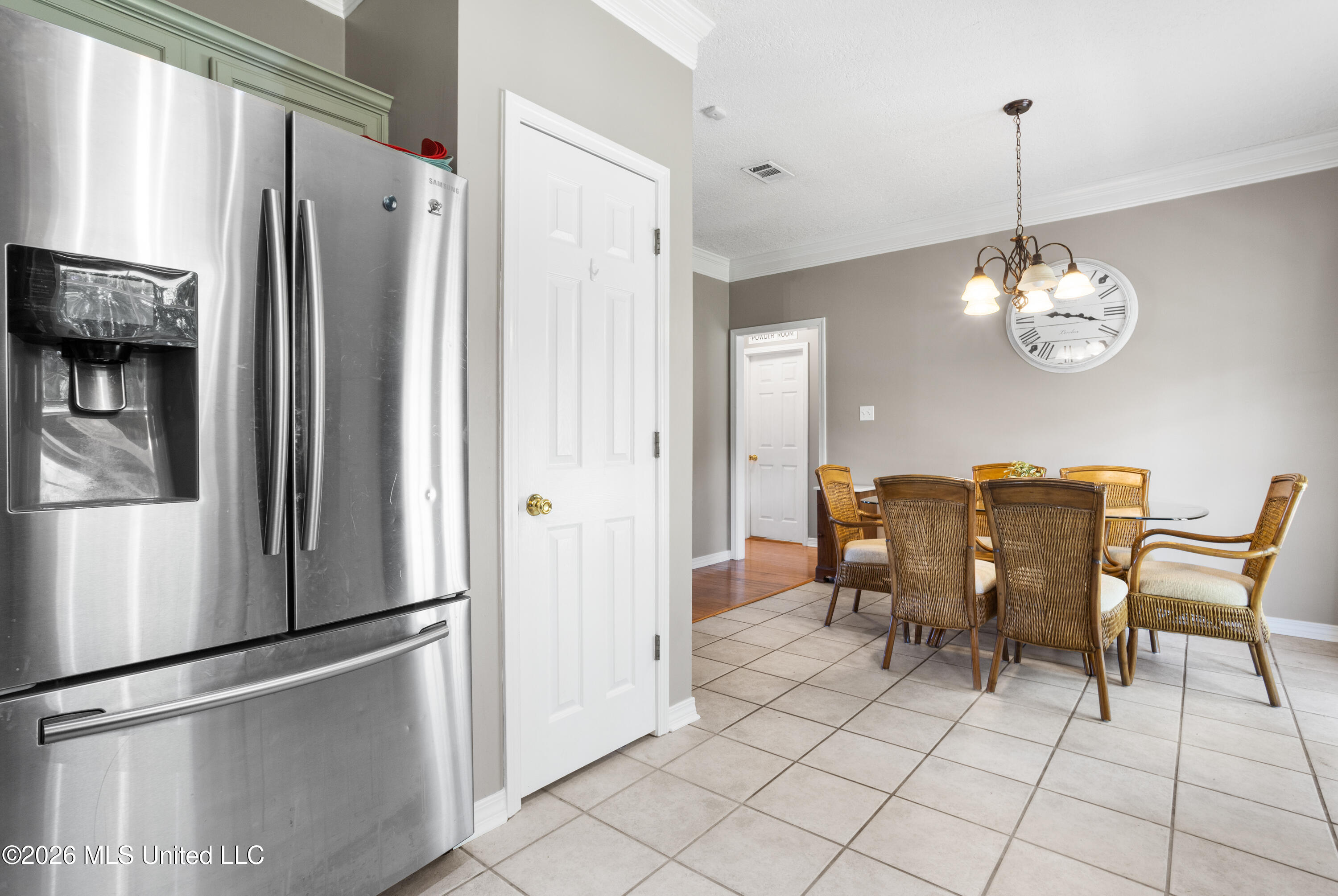 15038 Loveless Drive Property Photo 15