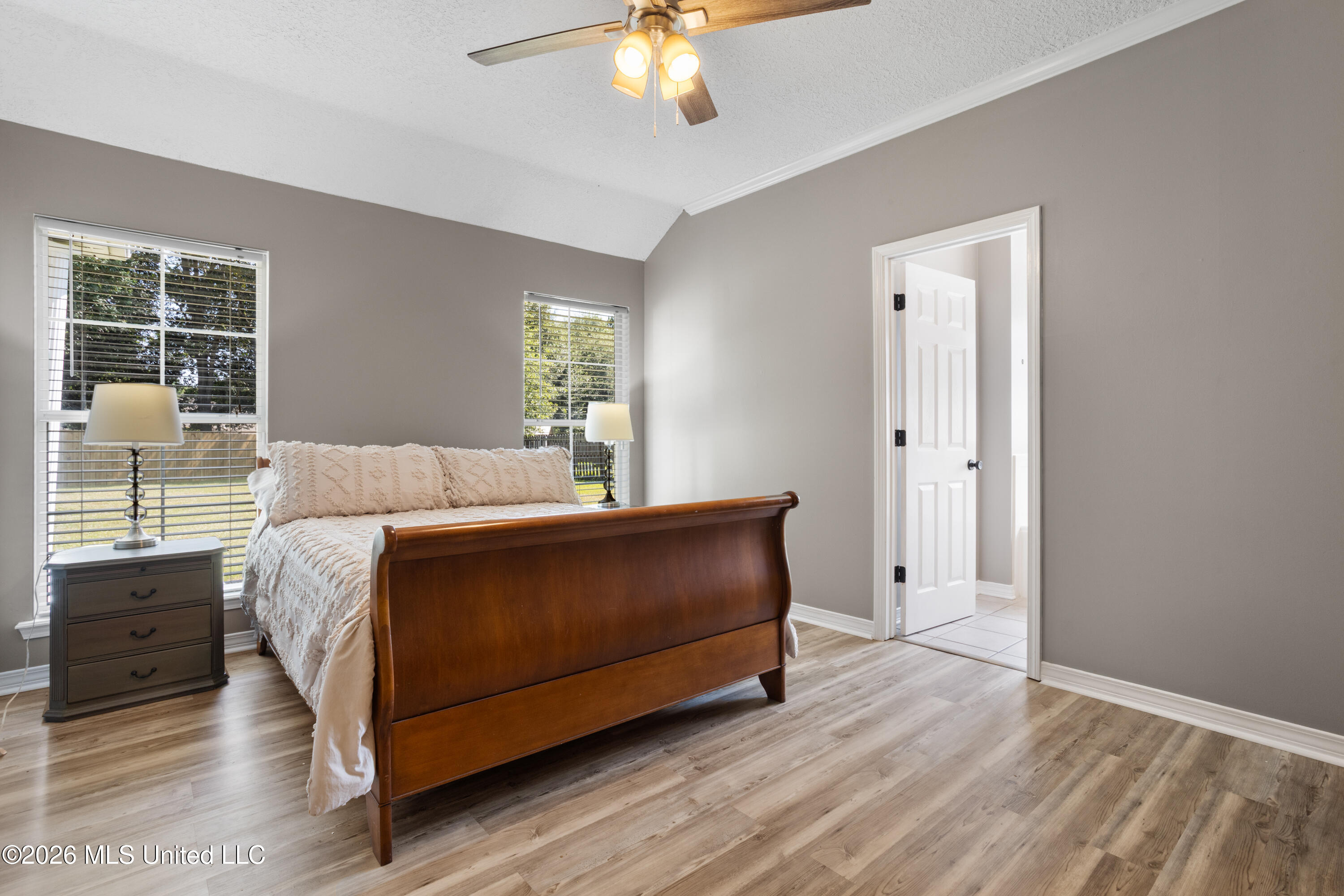 15038 Loveless Drive Property Photo 16