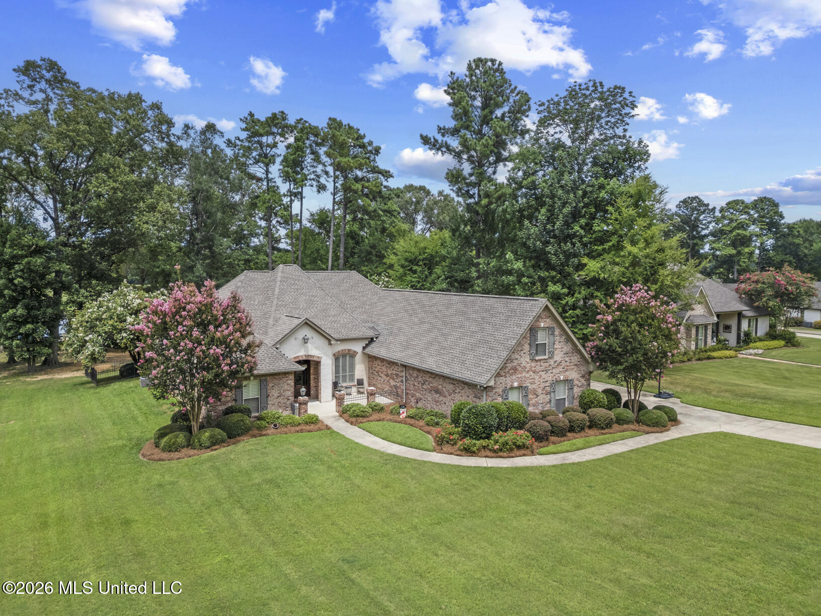 126 Ashbrooke Trail Property Photo 1