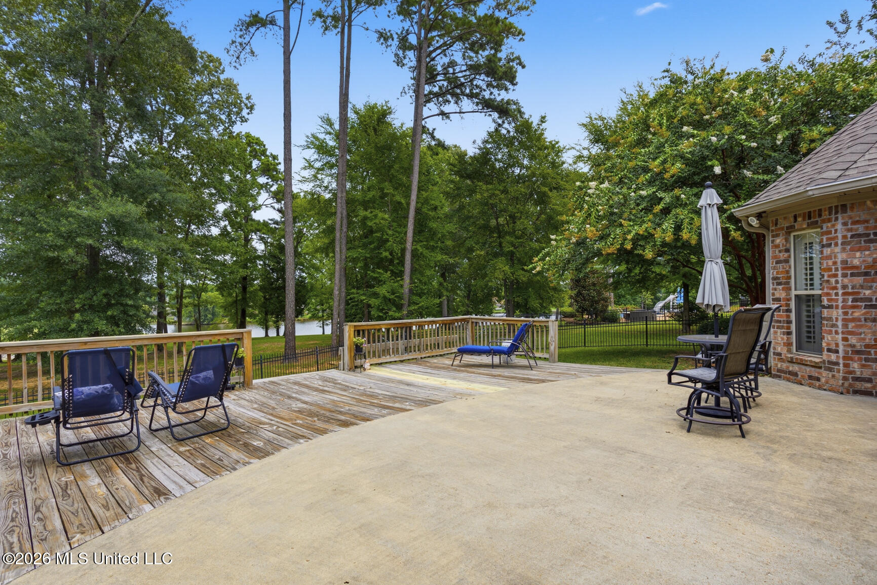 126 Ashbrooke Trail Property Photo 38