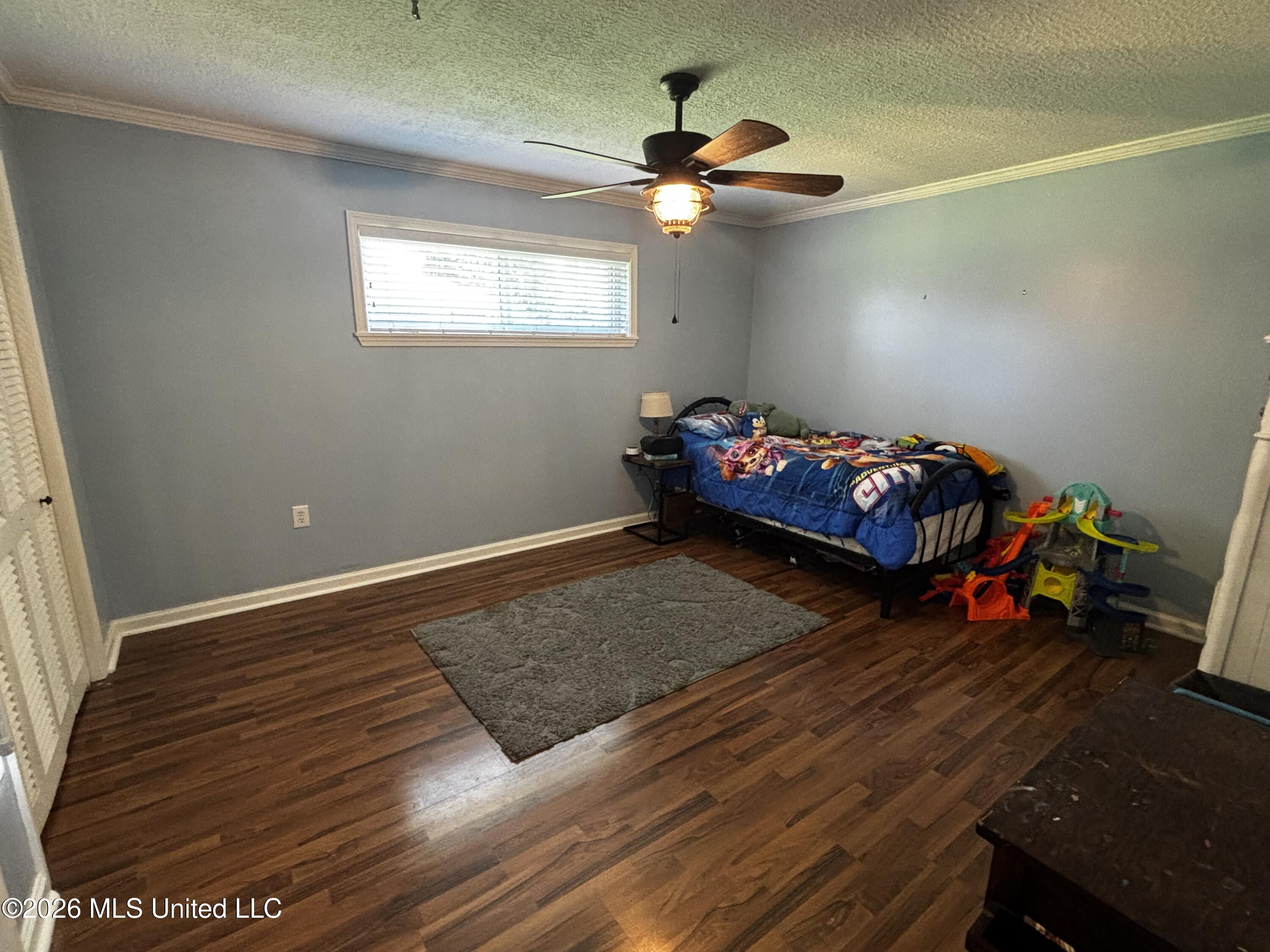 215 Alma Avenue Property Photo 12