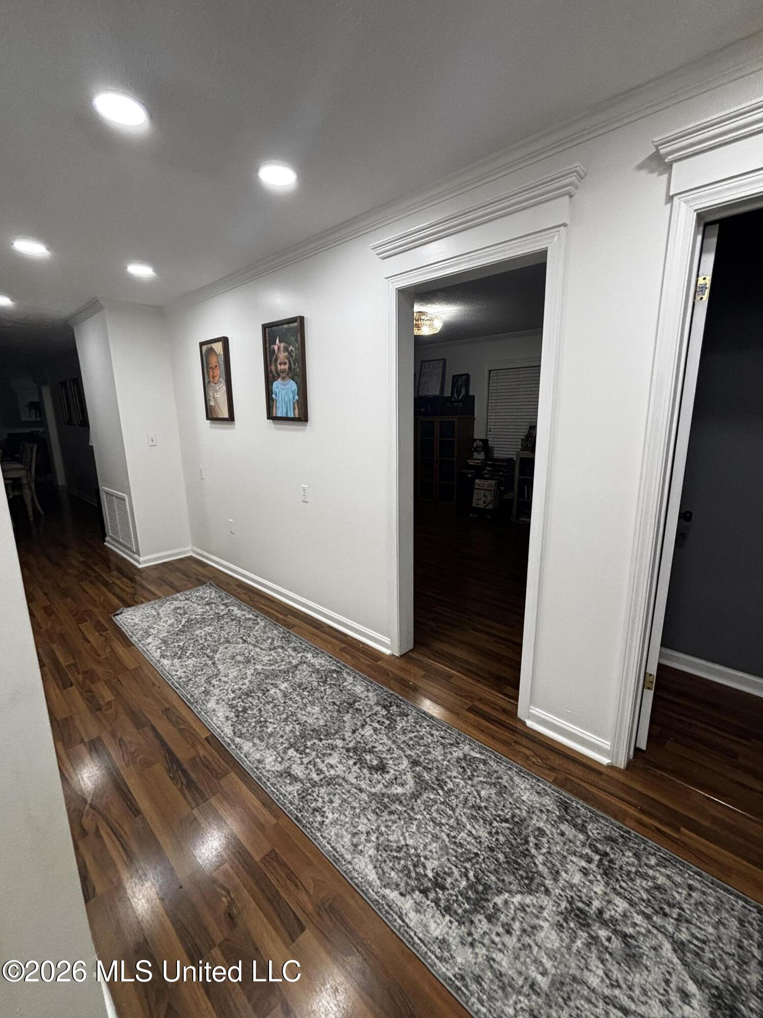 215 Alma Avenue Property Photo 14