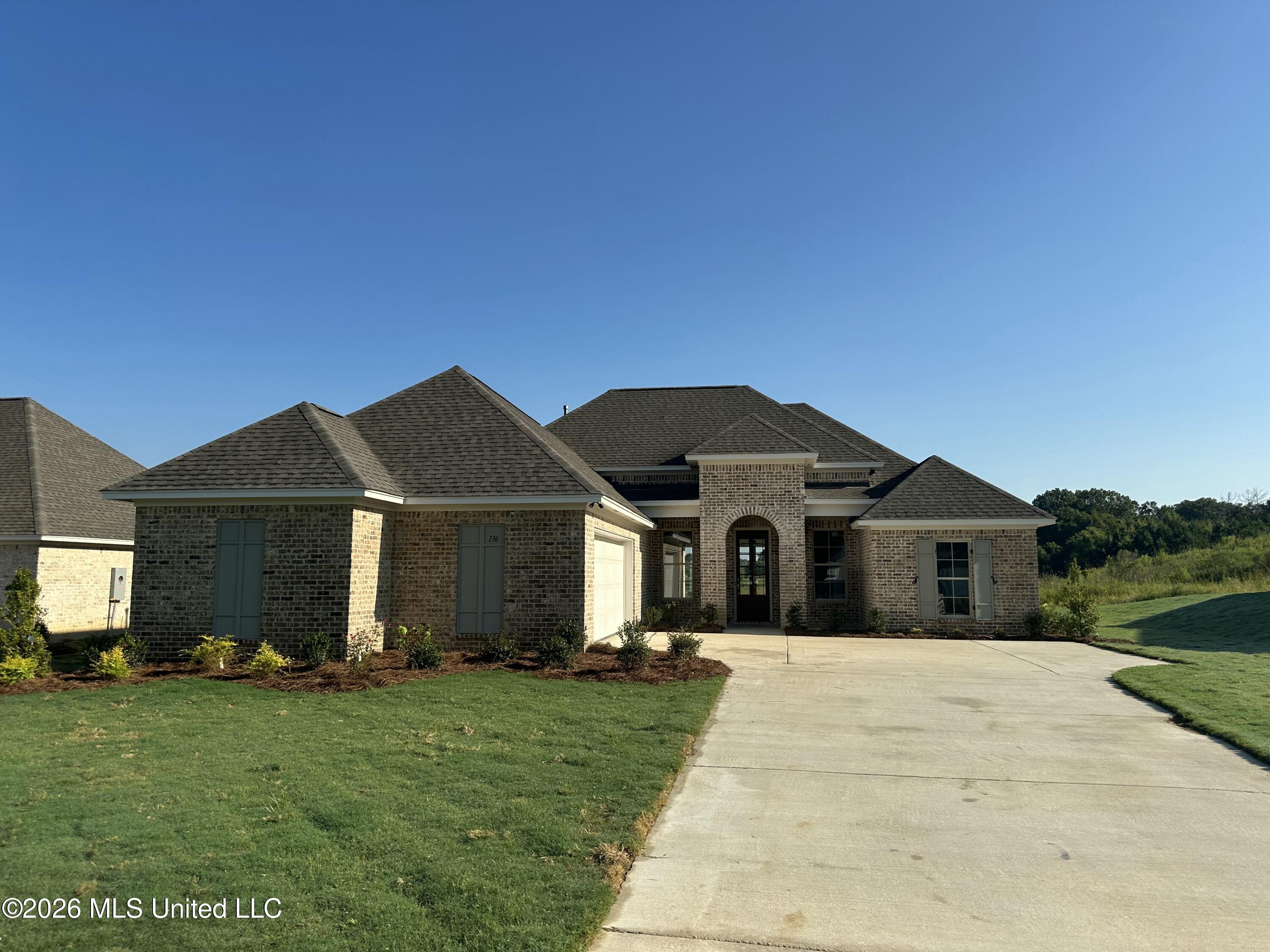414 Old Maple Cove Property Photo 1