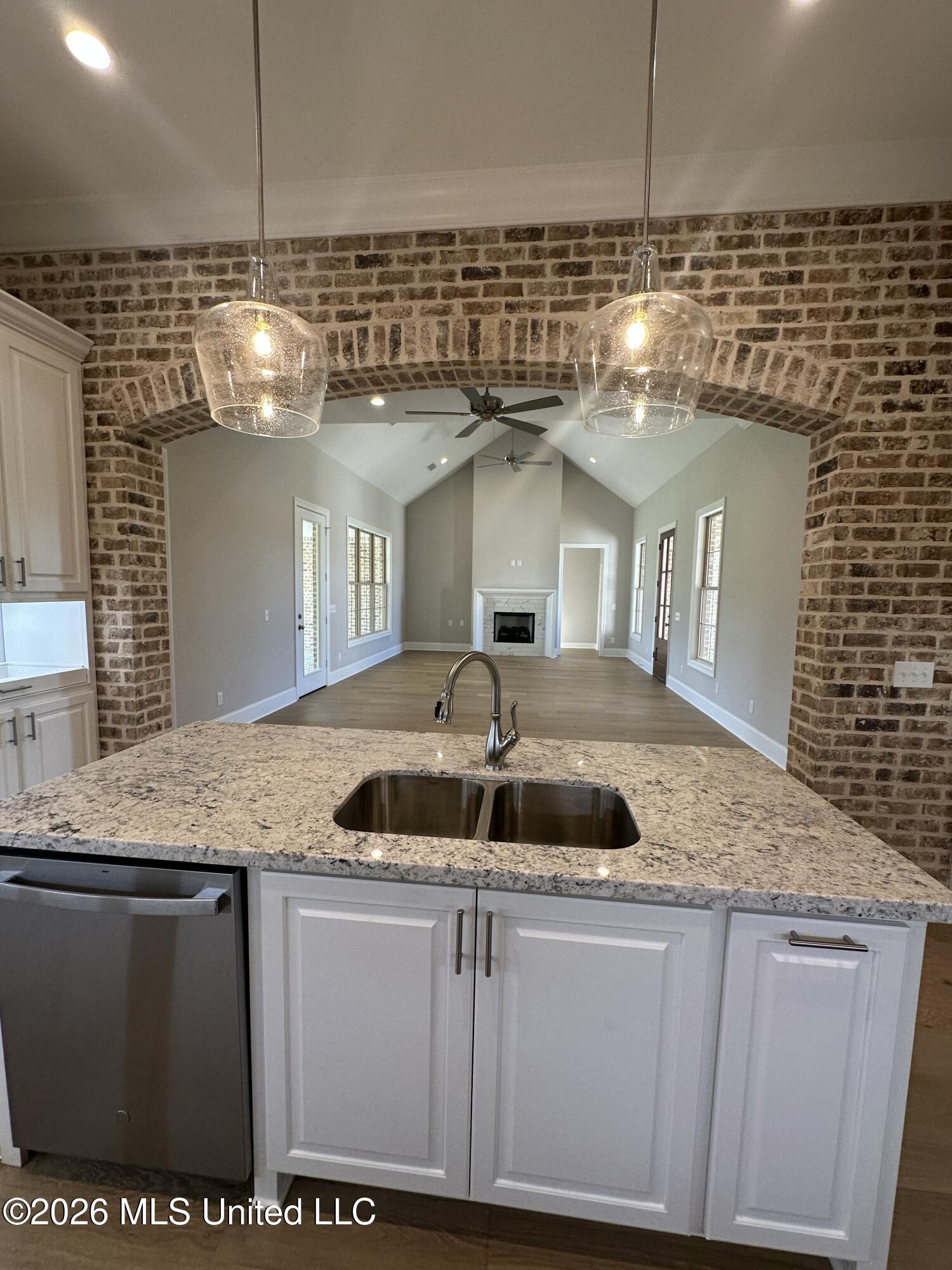 414 Old Maple Cove Property Photo 16