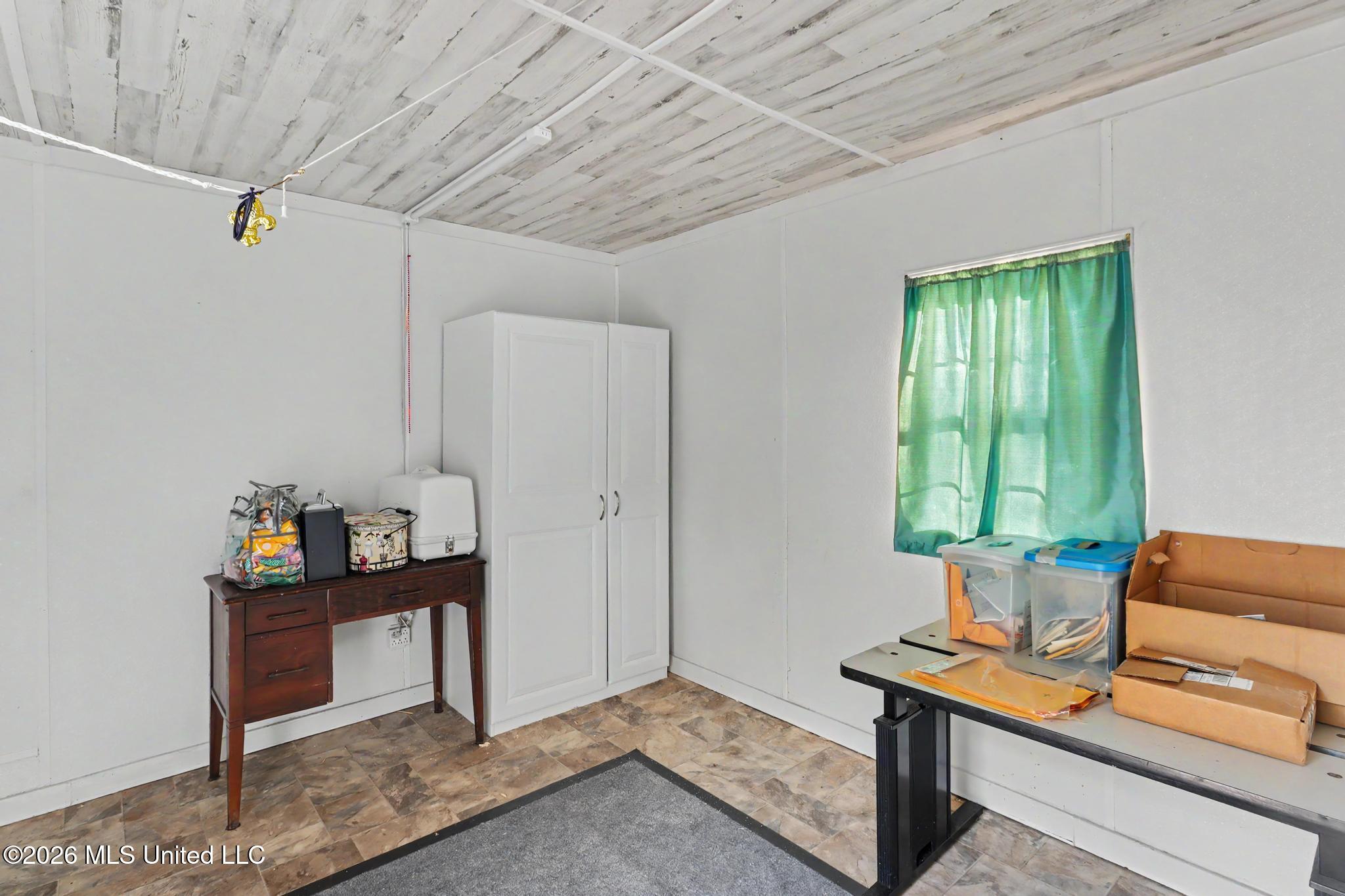 13322 S Roxbury Place Property Photo 7