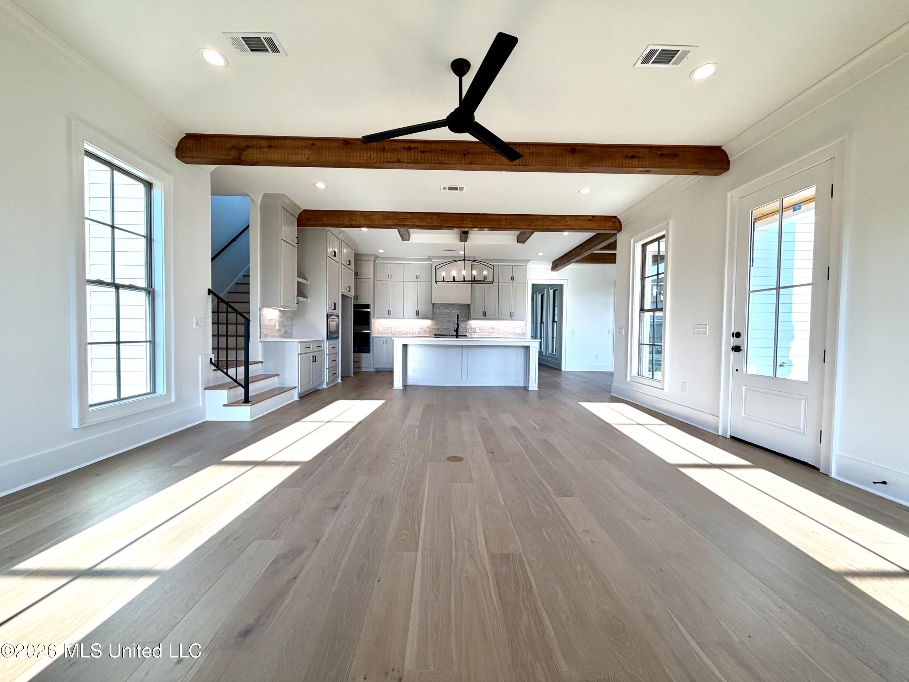 917 Bald Eagle Drive Property Photo 3