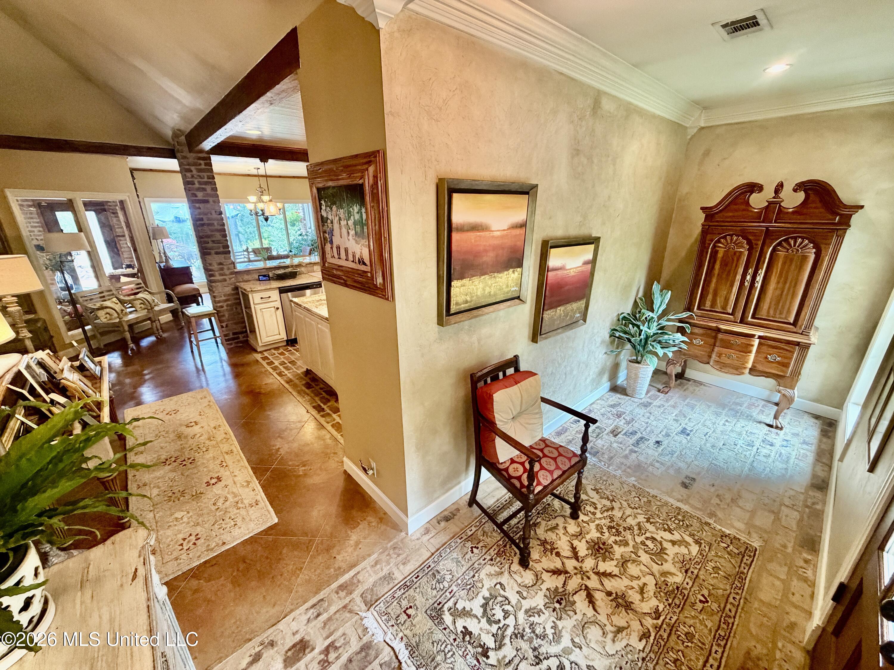 1081 County Road 184 Property Photo 2