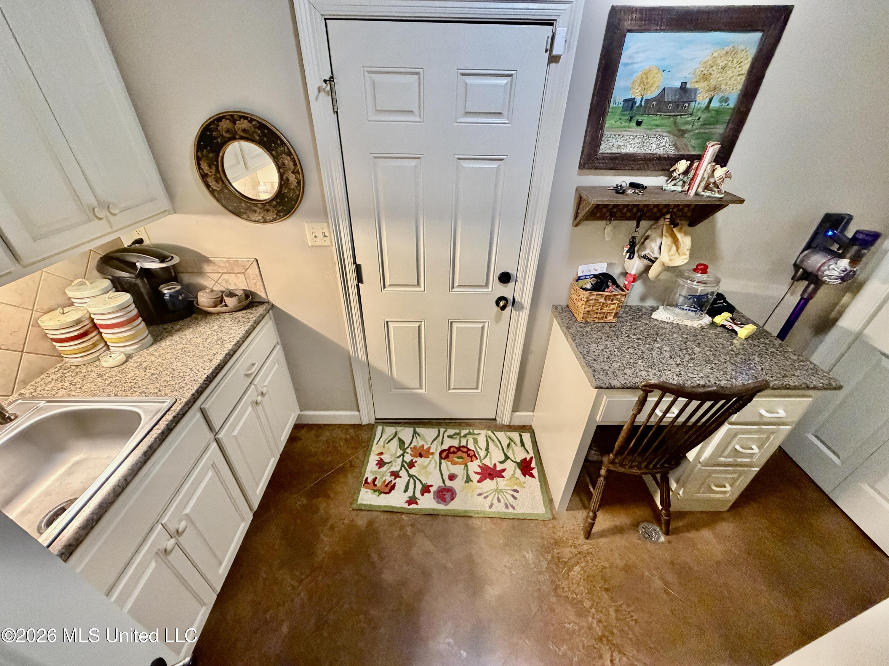 1081 County Road 184 Property Photo 13