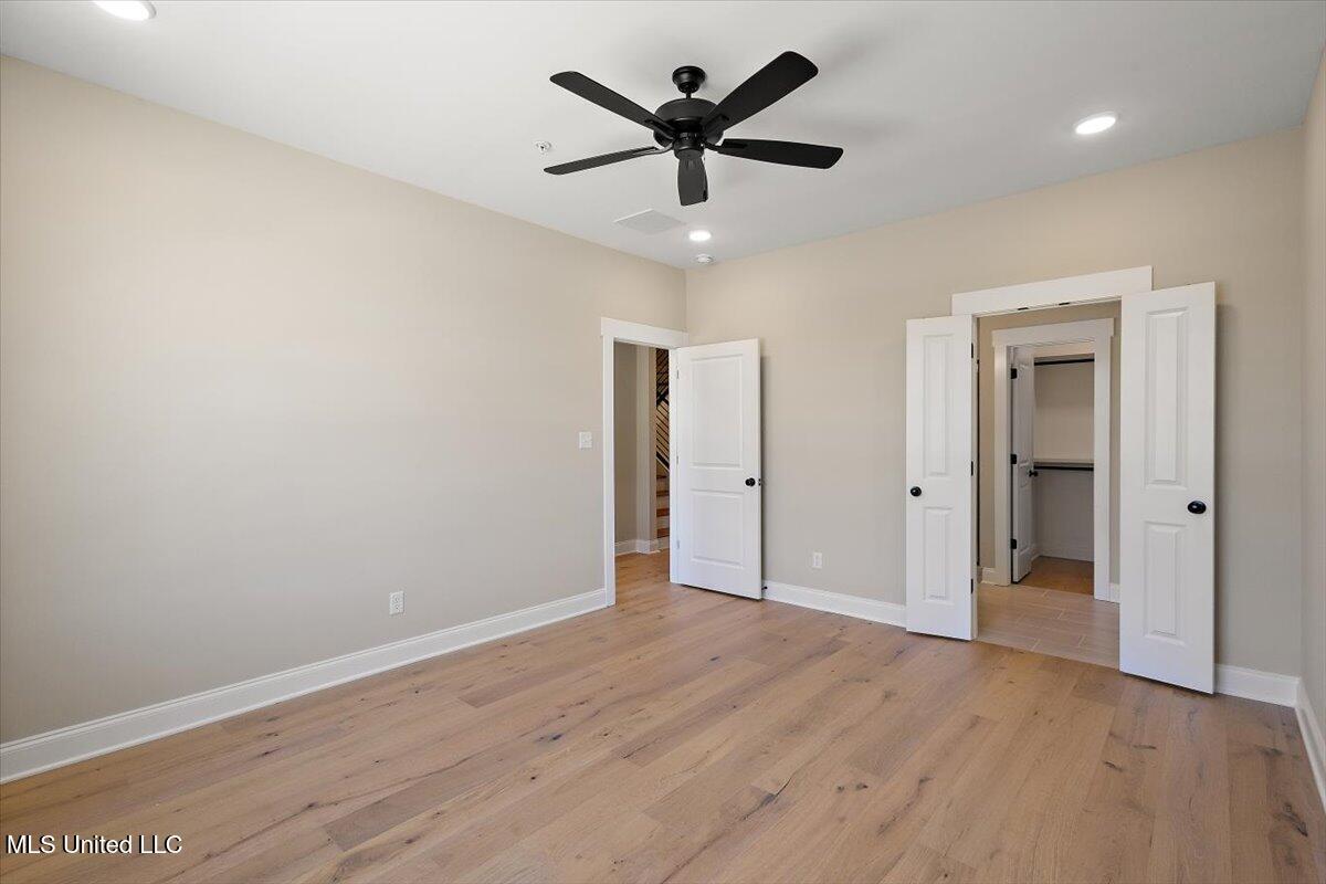 691 Bolivar Drive Property Photo 13
