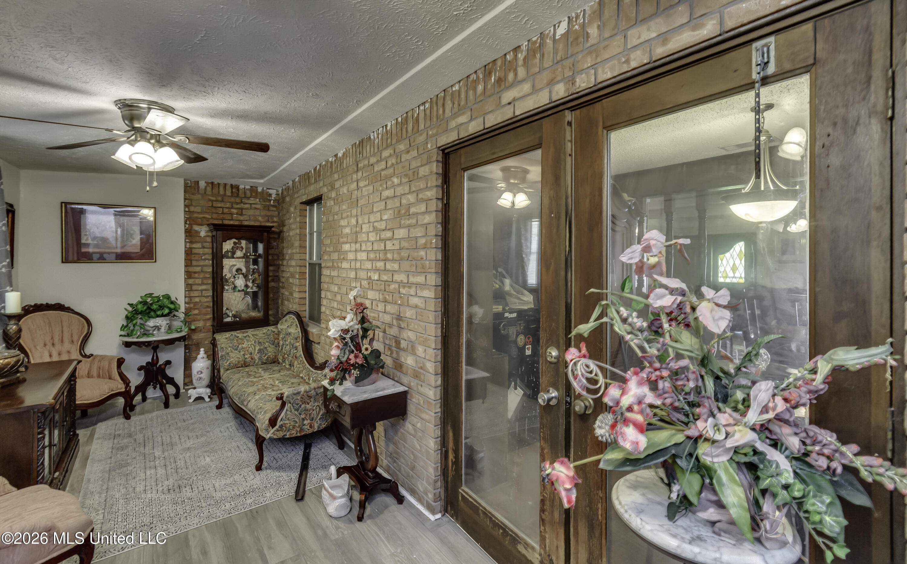 4737 Sherbrook Drive Property Photo 8