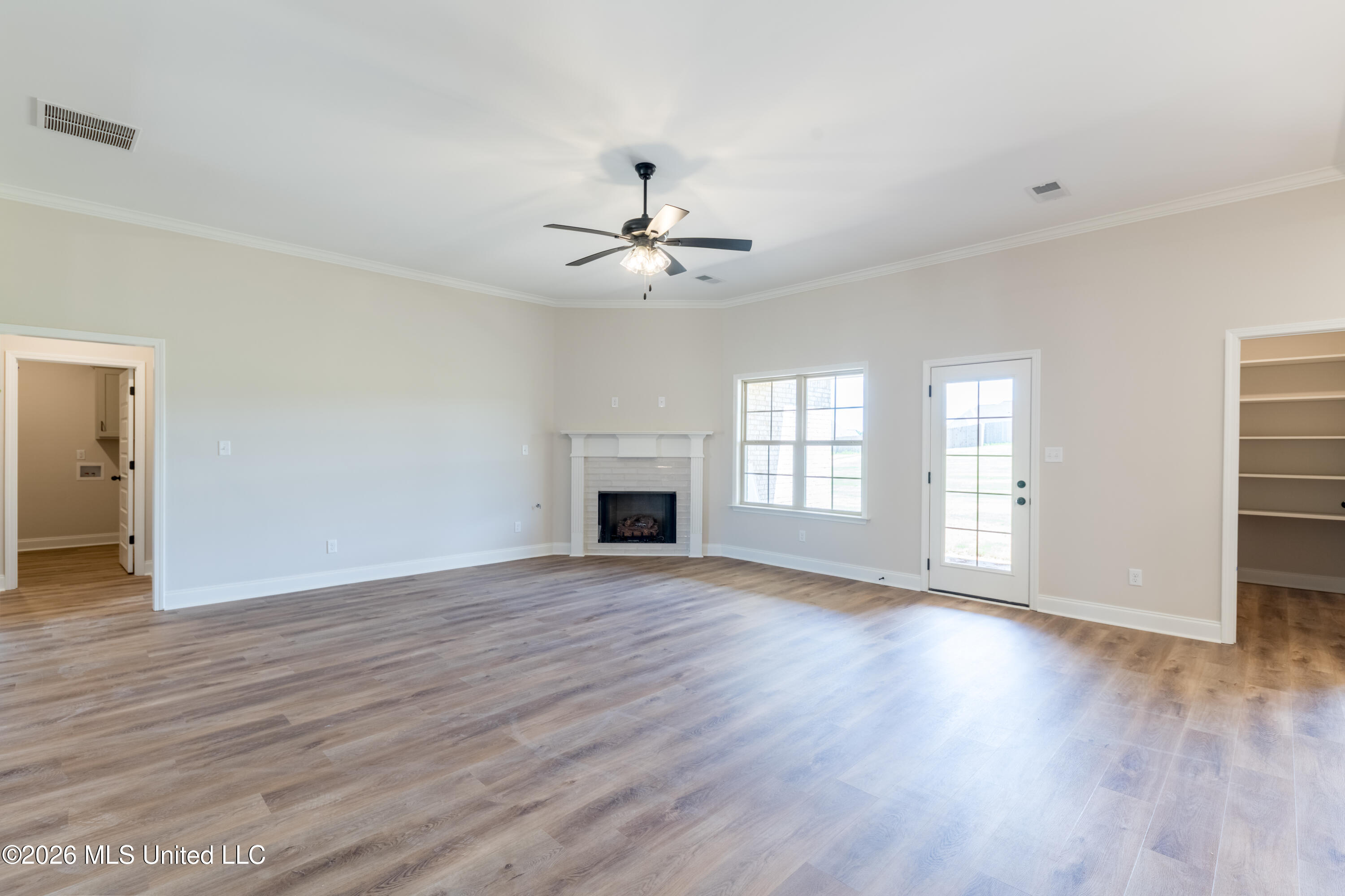 7658 John Elliott Lane Property Photo 6