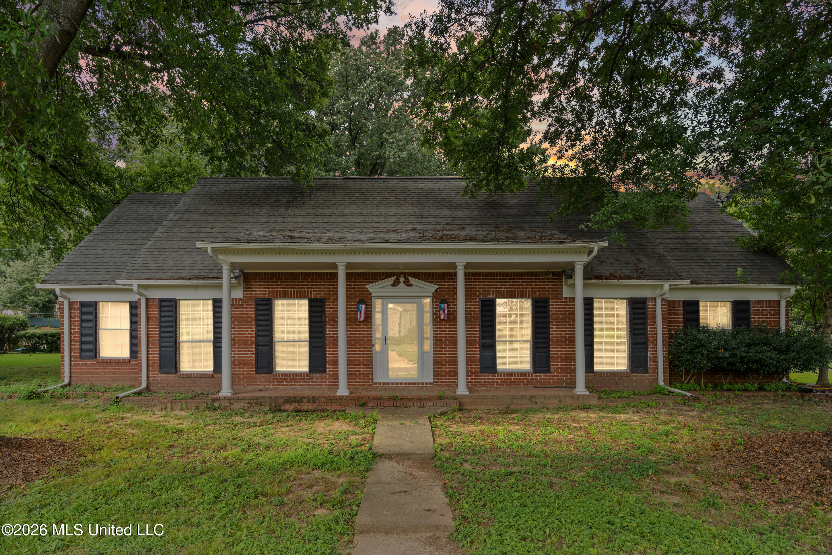 8619 Chesterfield Drive Property Photo 1
