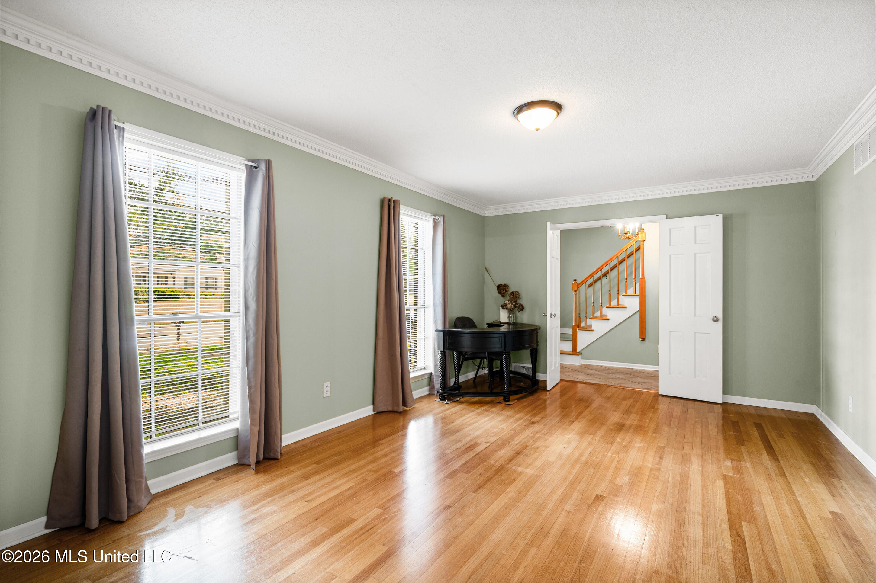 8619 Chesterfield Drive Property Photo 11