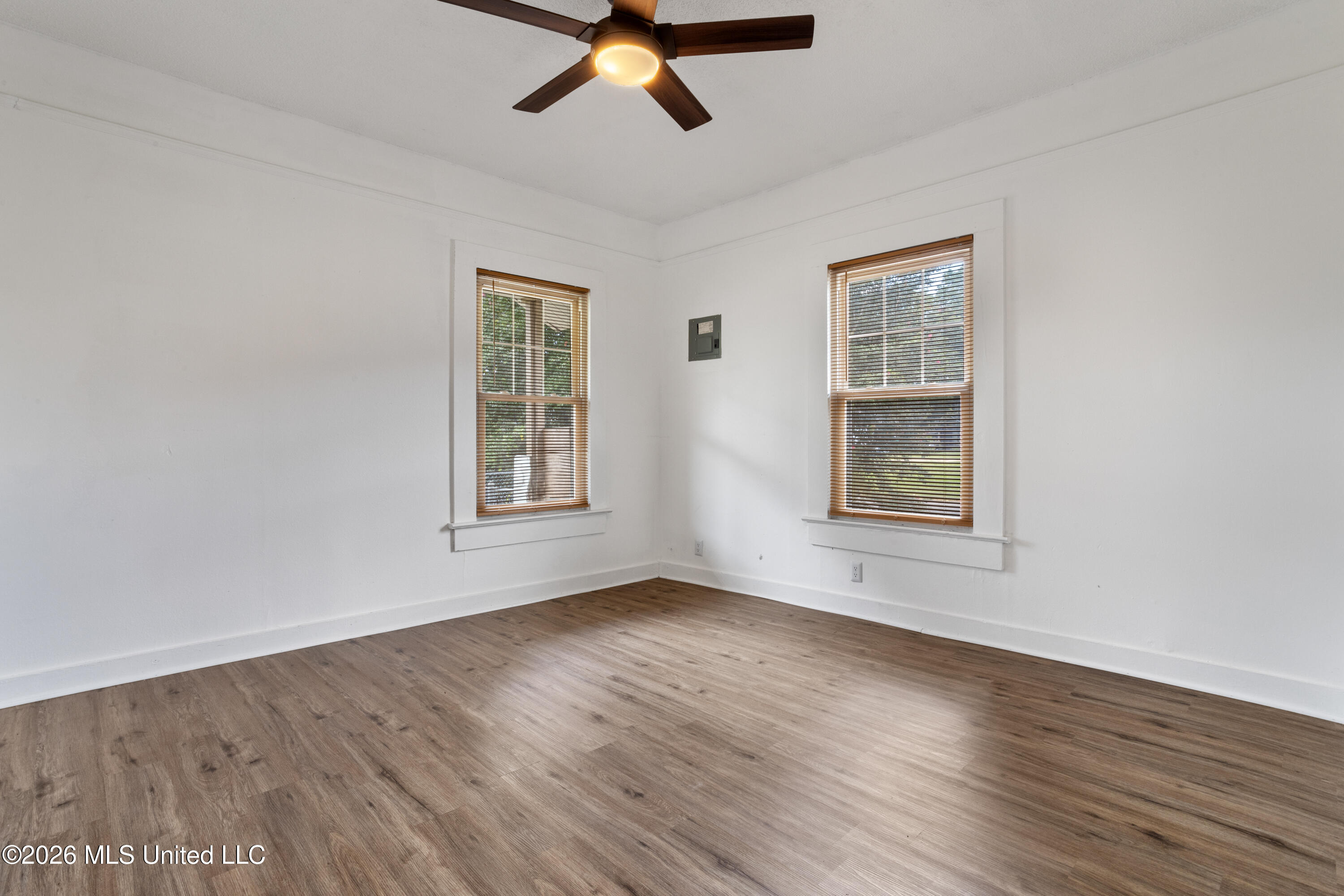 2021 19th Avenue Property Photo 18