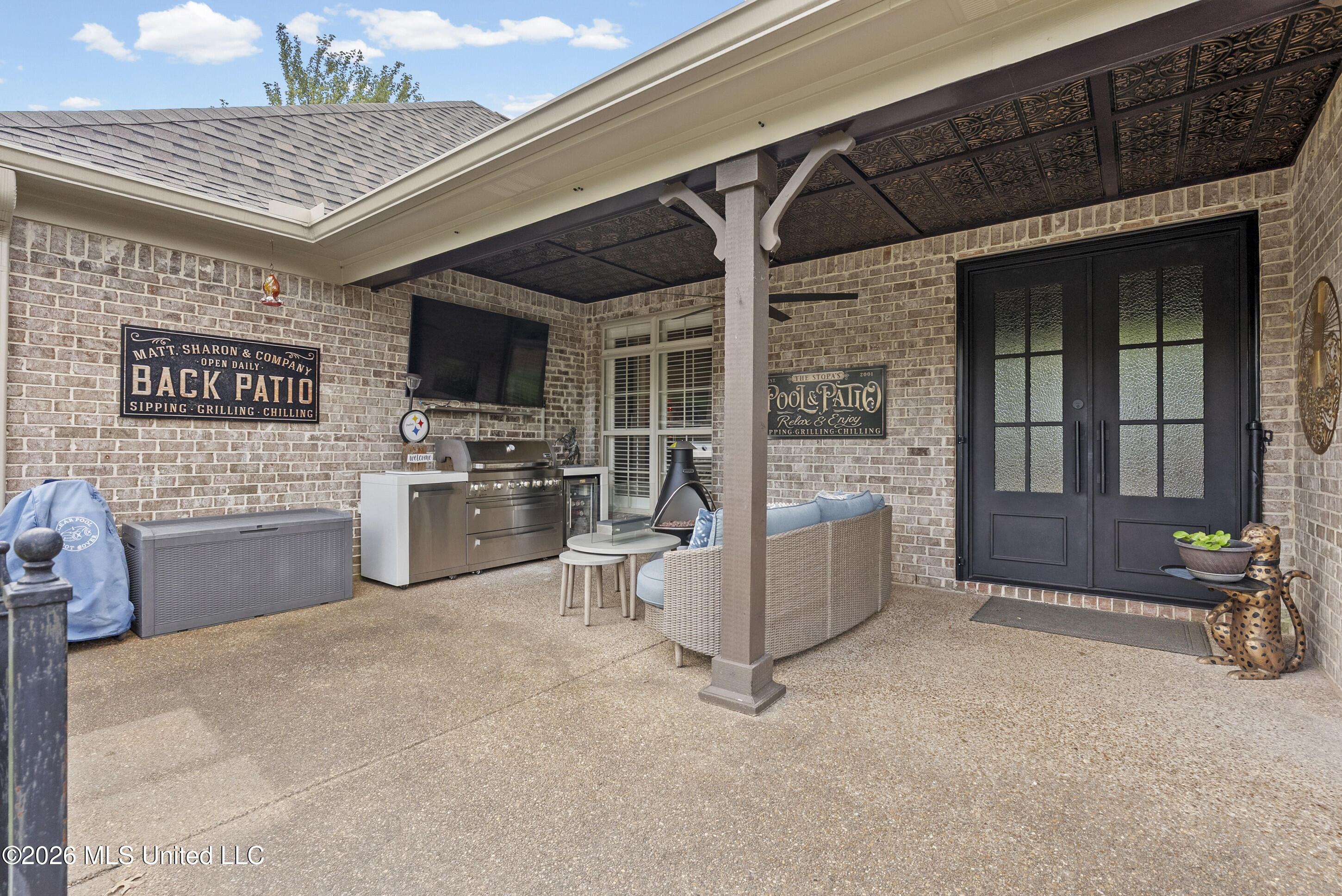 2634 Fountain Gate Drive Property Photo 6