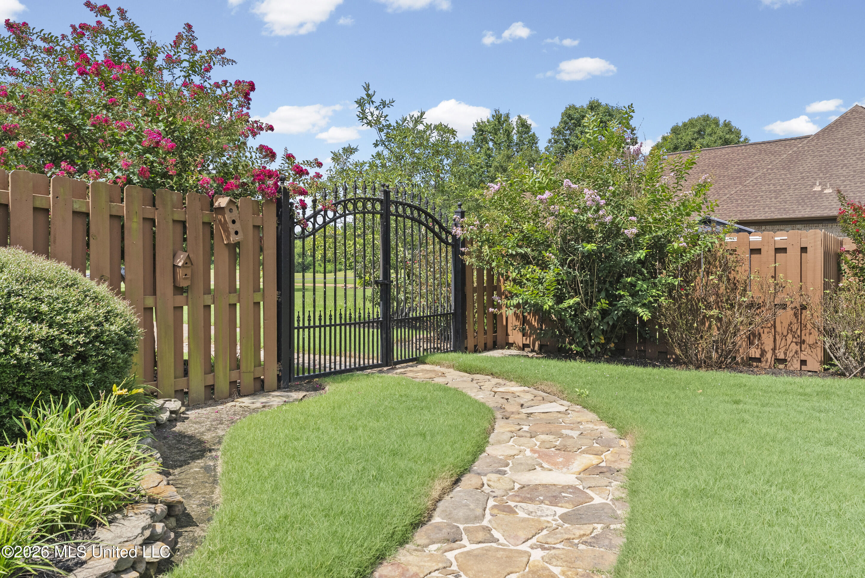 2634 Fountain Gate Drive Property Photo 58