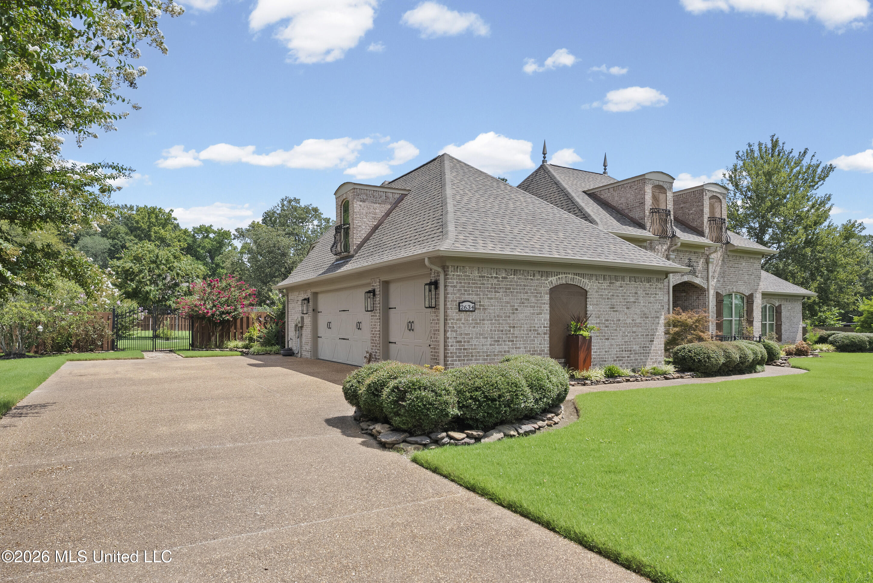 2634 Fountain Gate Drive Property Photo 64