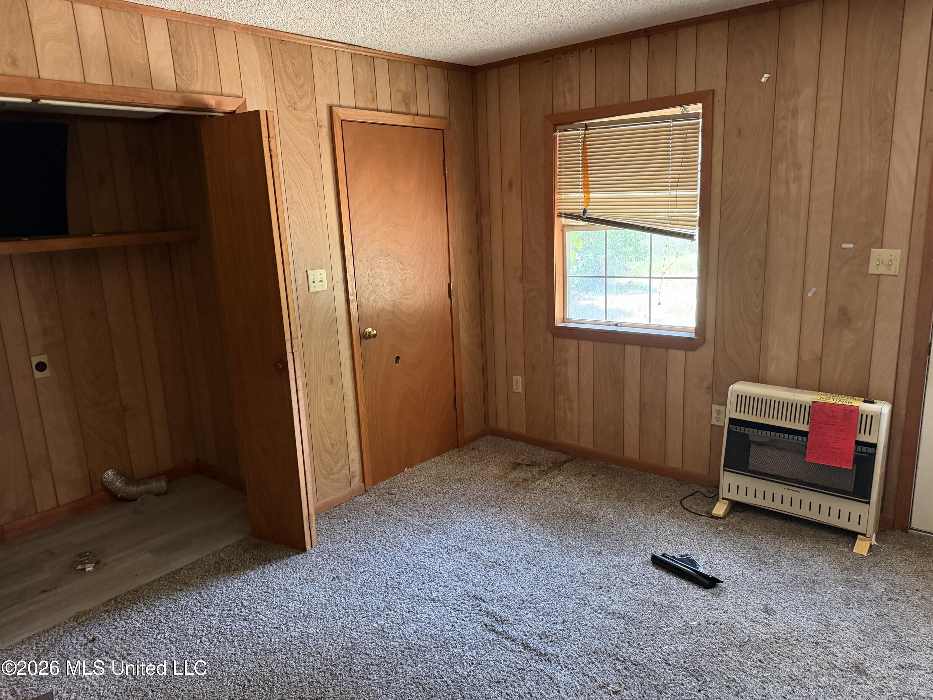 1525 Oleander Avenue Property Photo 6
