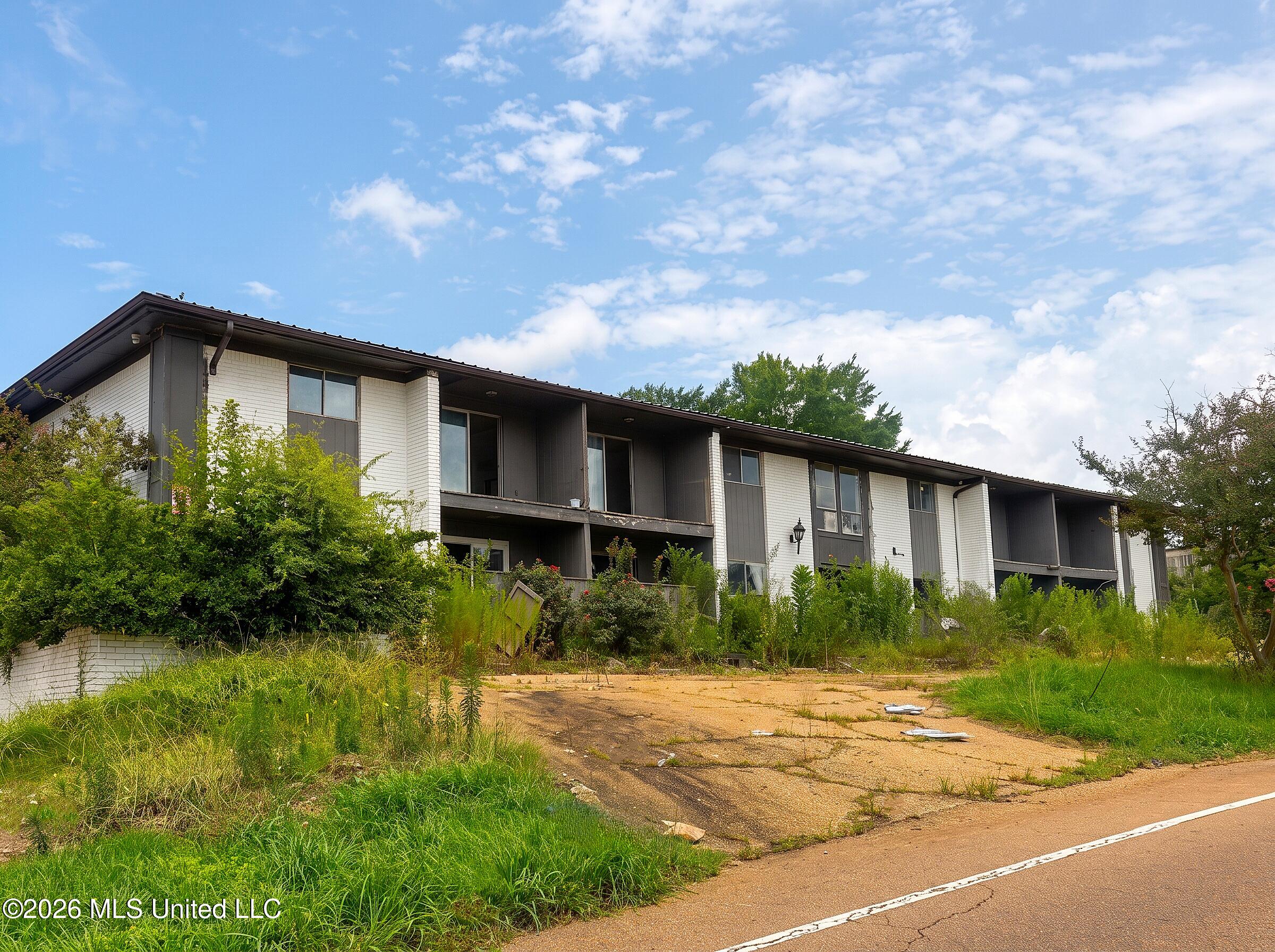 2655 Belvedere Drive Property Photo 1