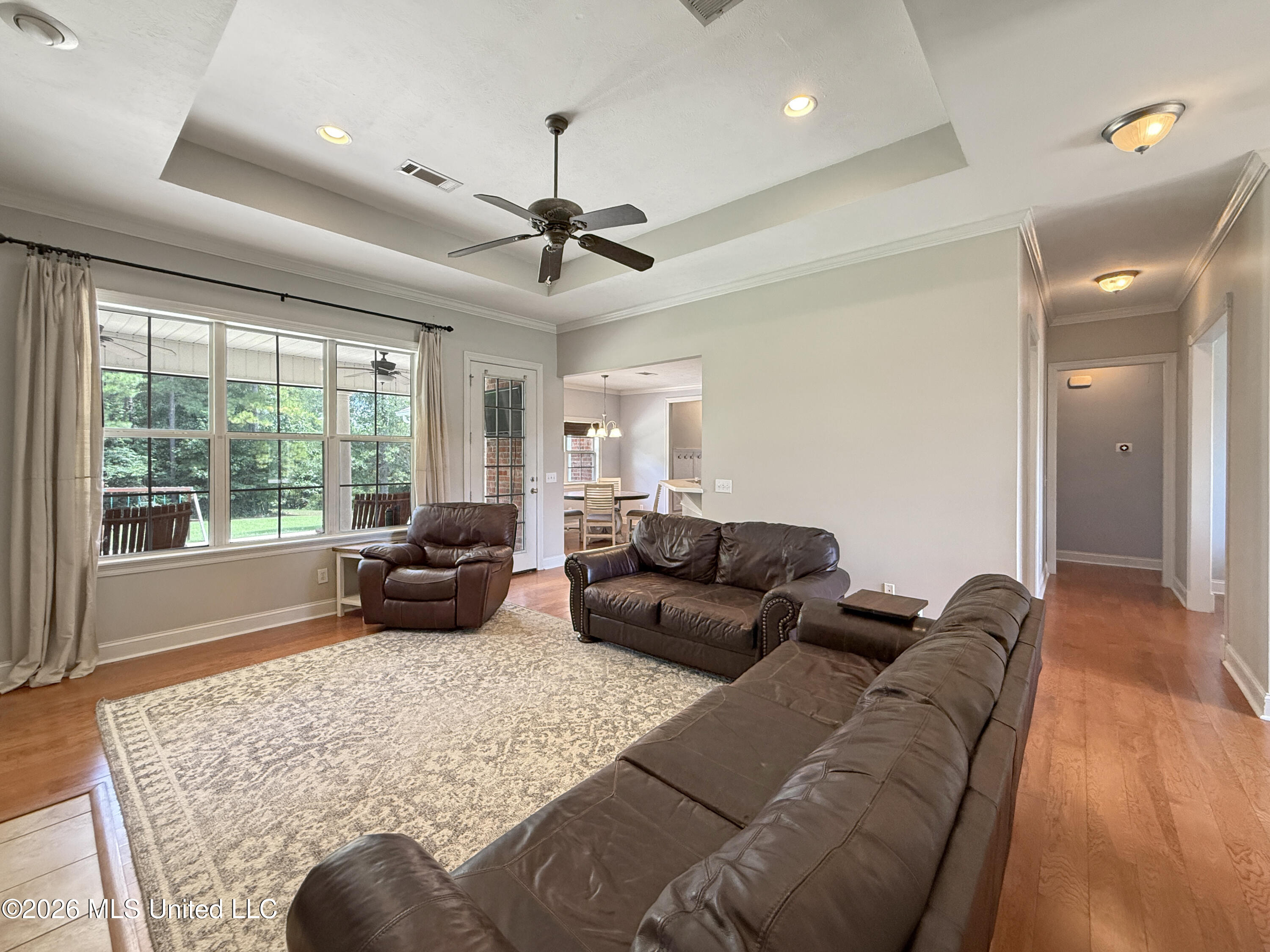 1010 Longwood Place Property Photo 7