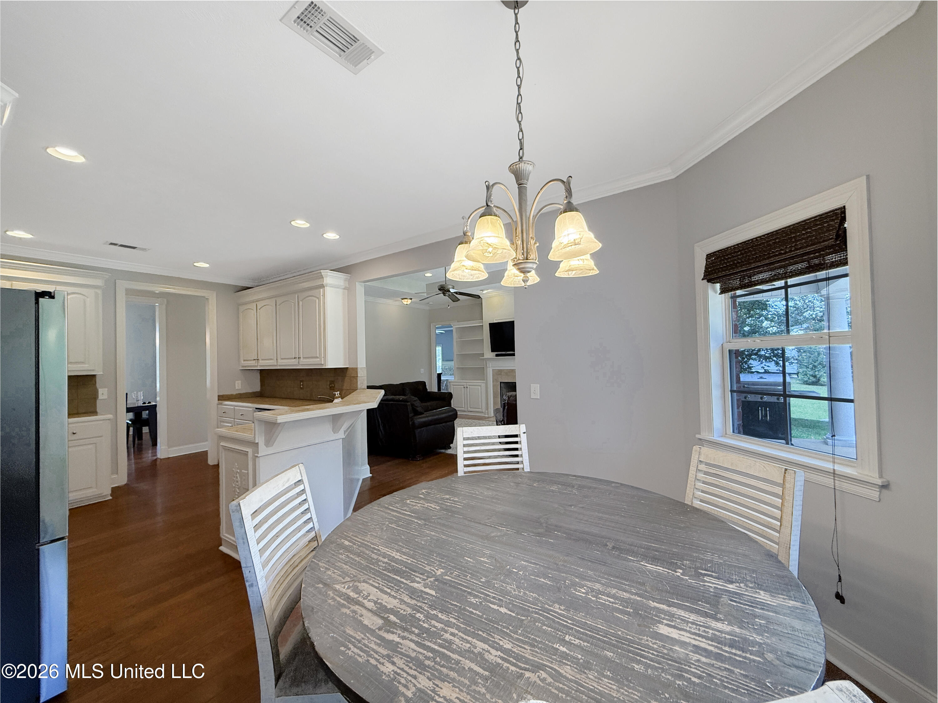 1010 Longwood Place Property Photo 14
