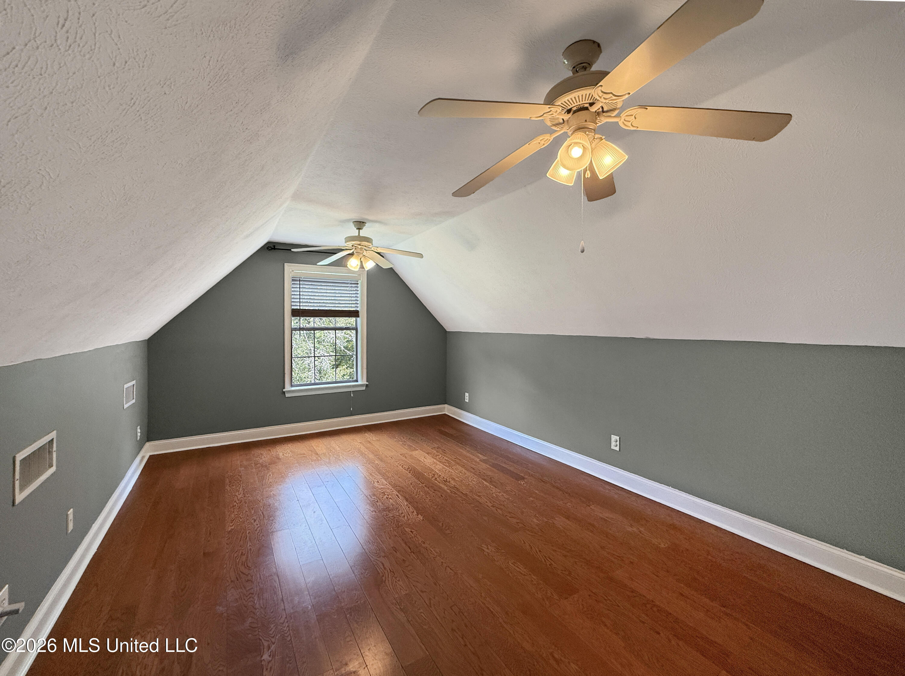 1010 Longwood Place Property Photo 30