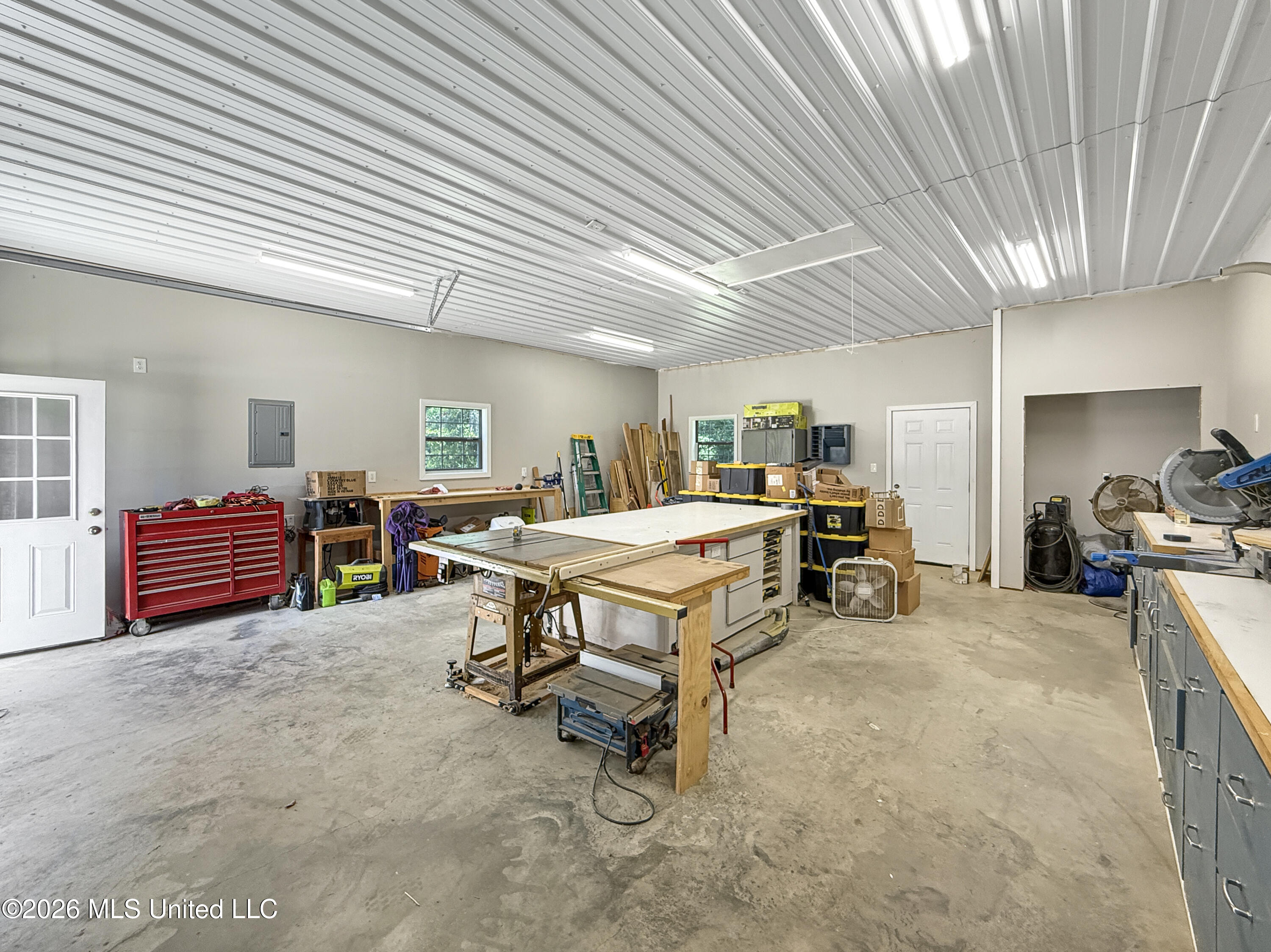 1010 Longwood Place Property Photo 35