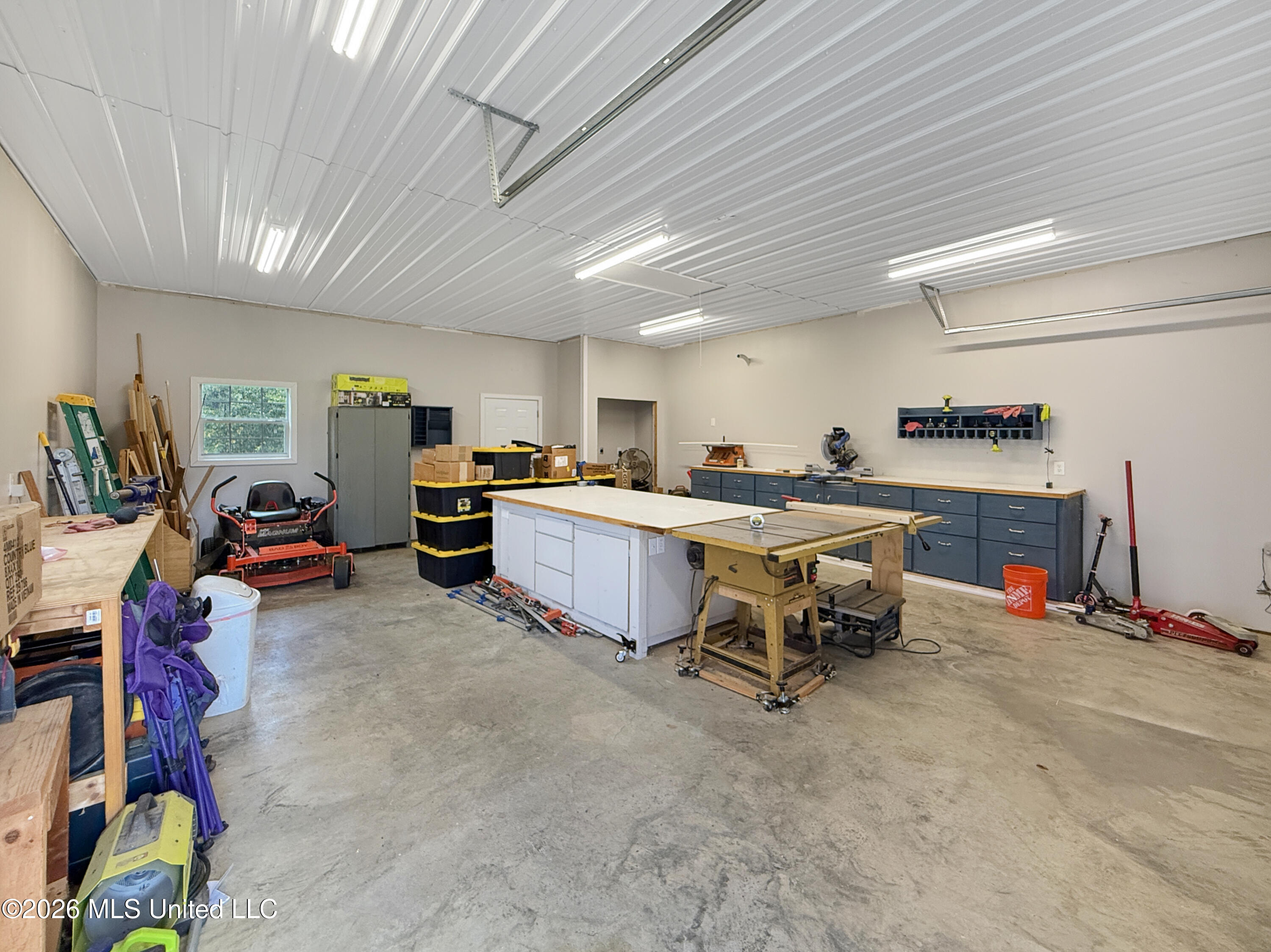 1010 Longwood Place Property Photo 37