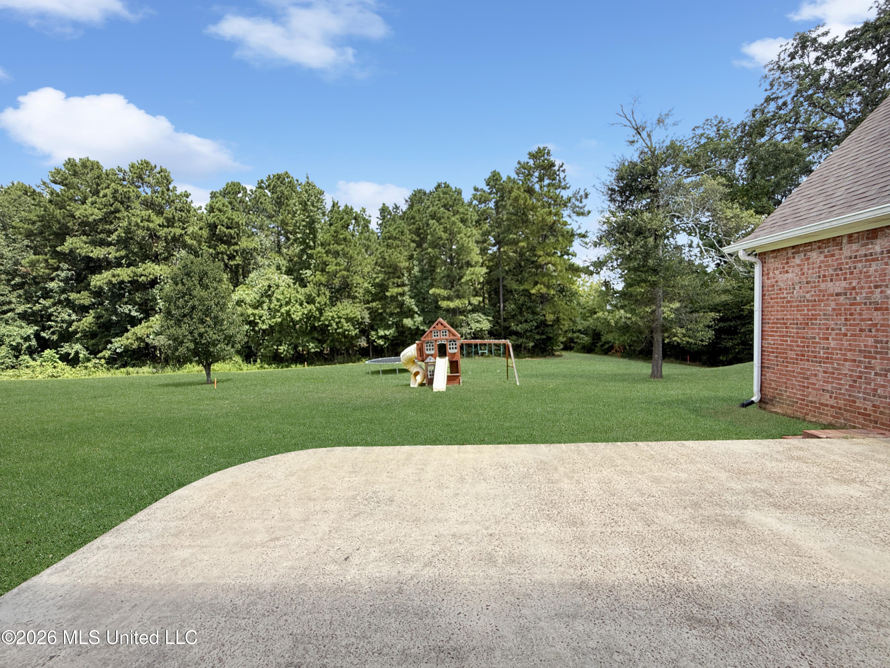 1010 Longwood Place Property Photo 42