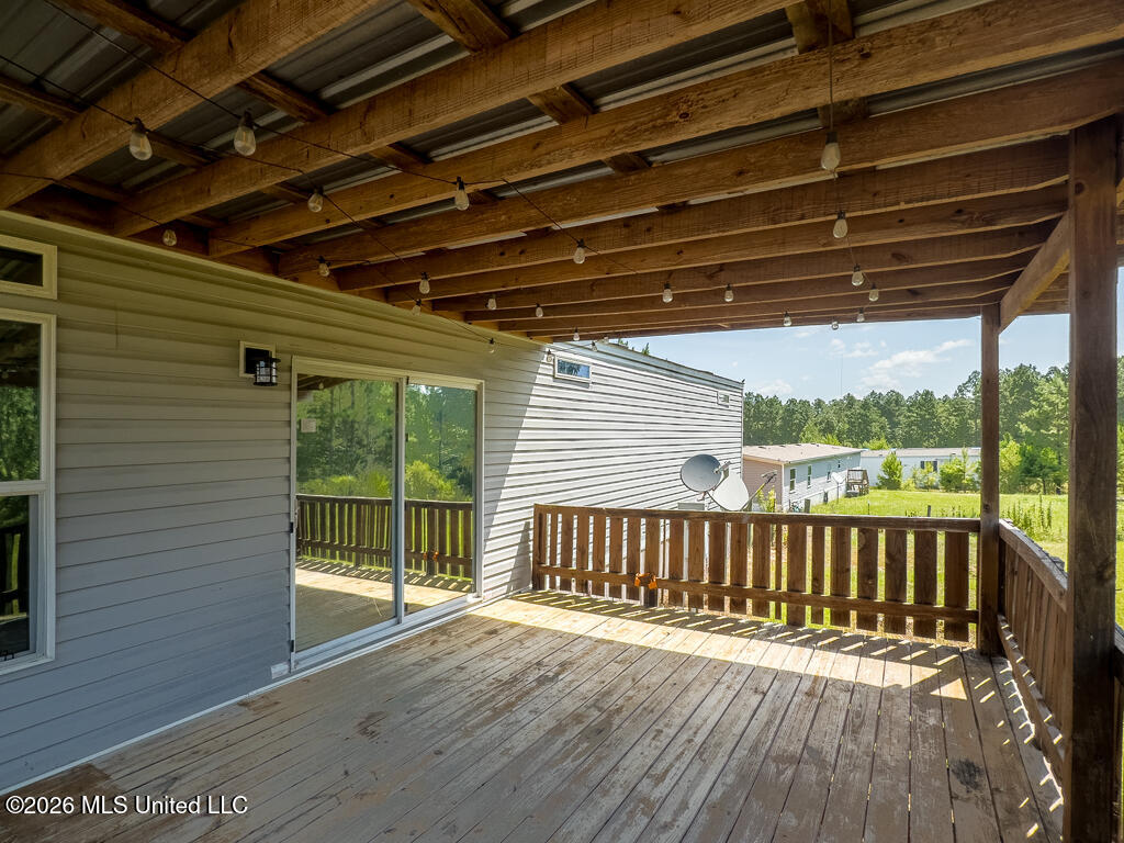 4 Willow Drive Property Photo 17