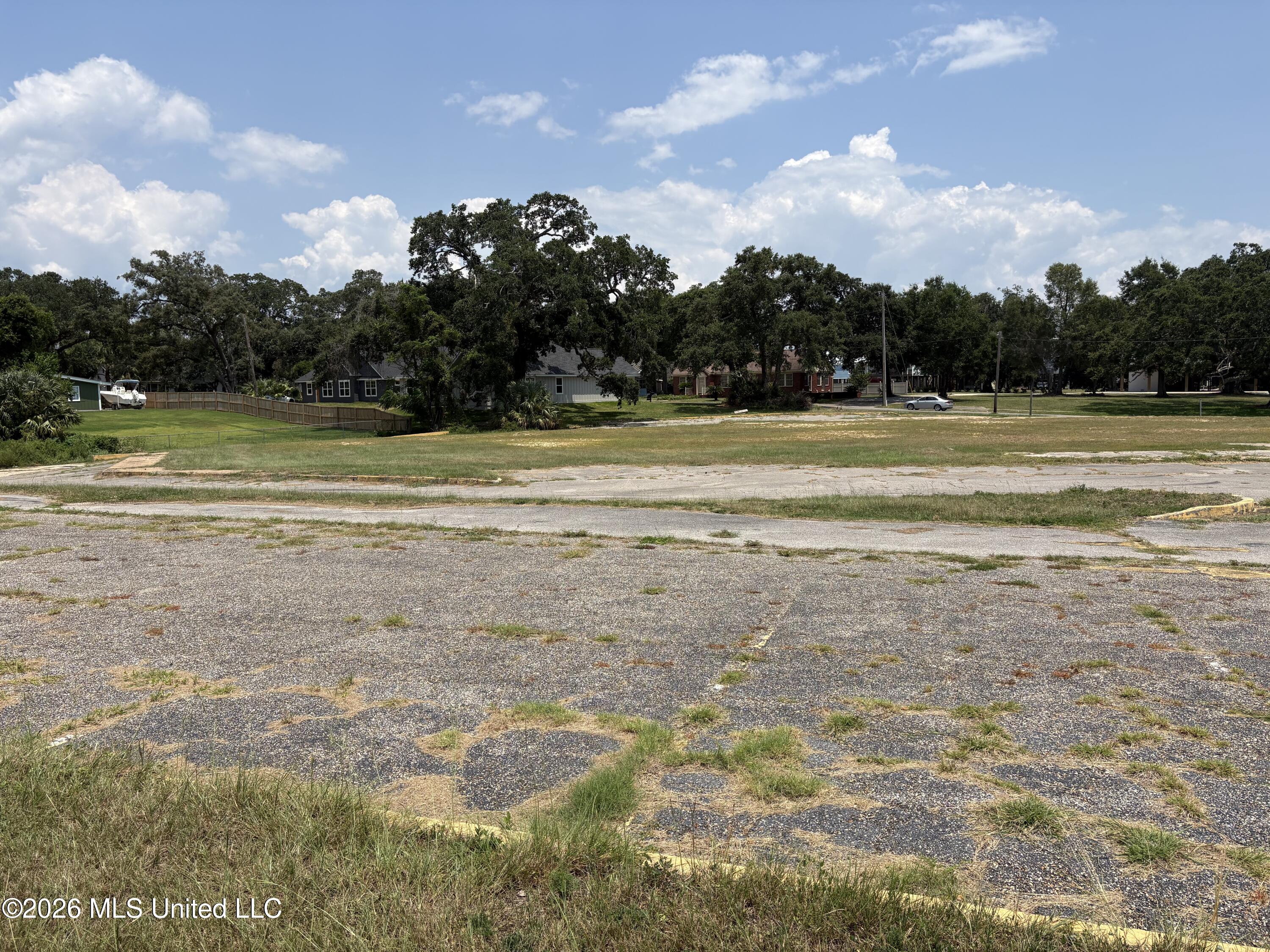 1648 Beach Boulevard Property Photo 6