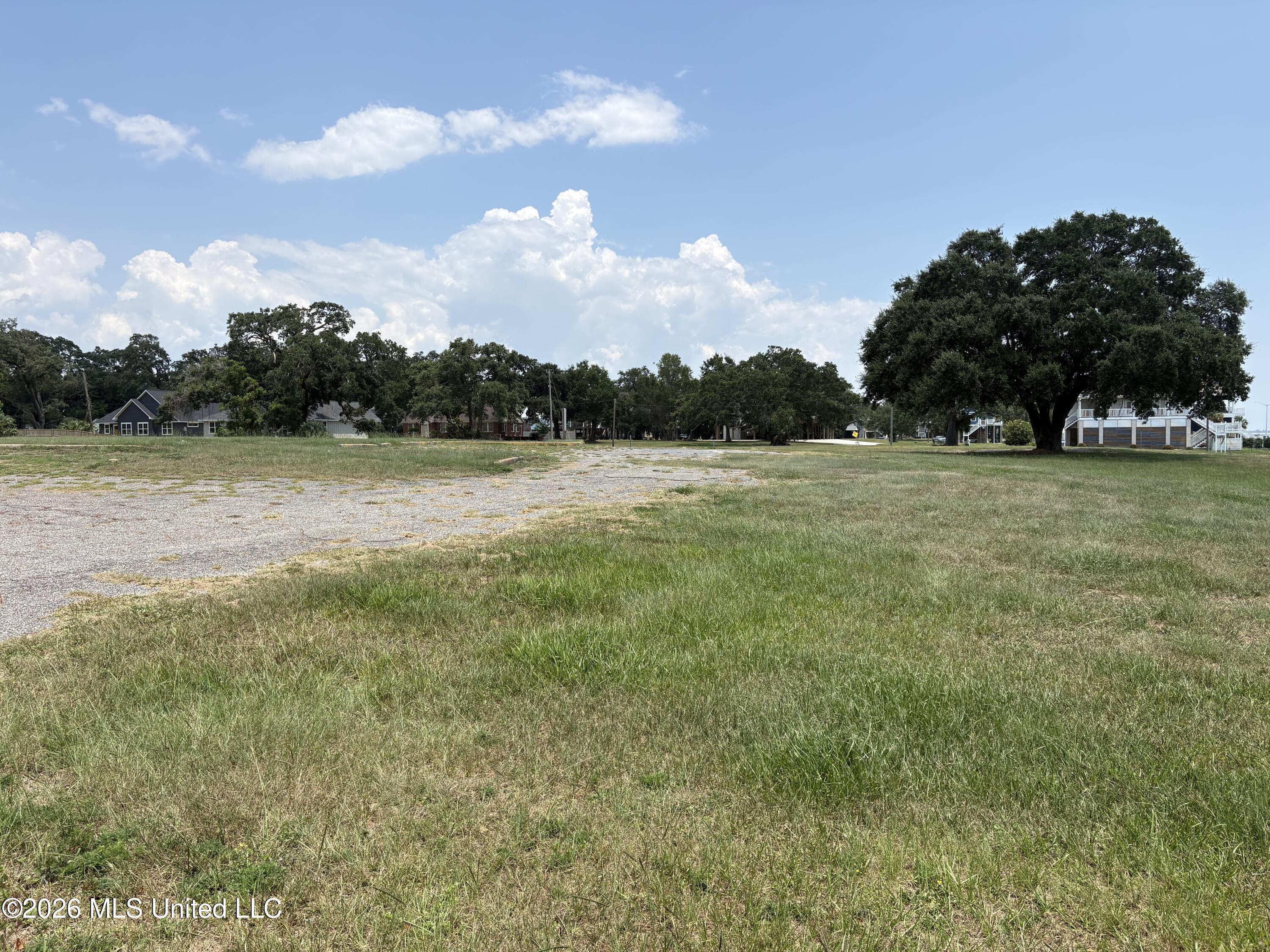 1648 Beach Boulevard Property Photo 9