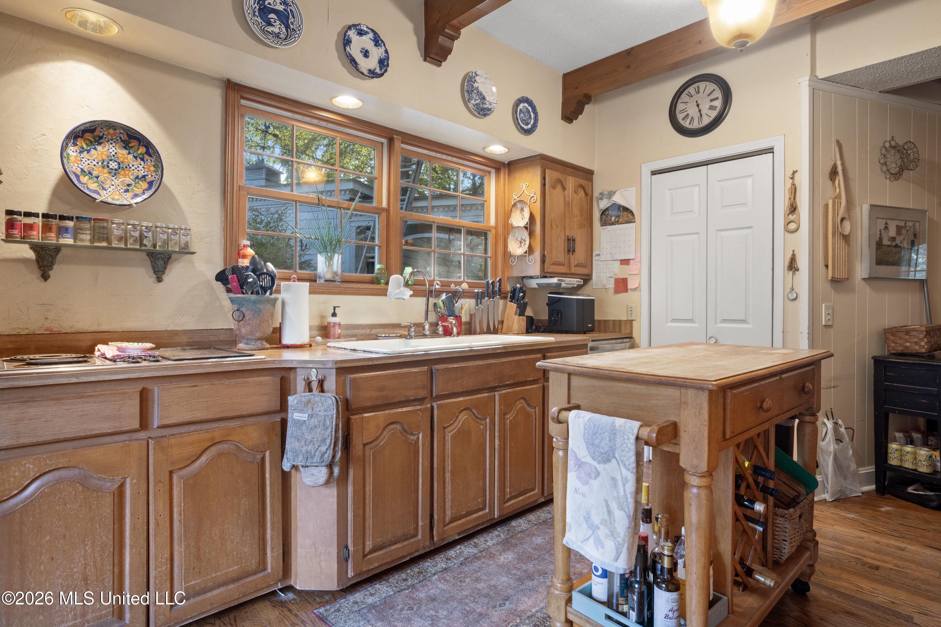 1223 W Wire Road Property Photo 13