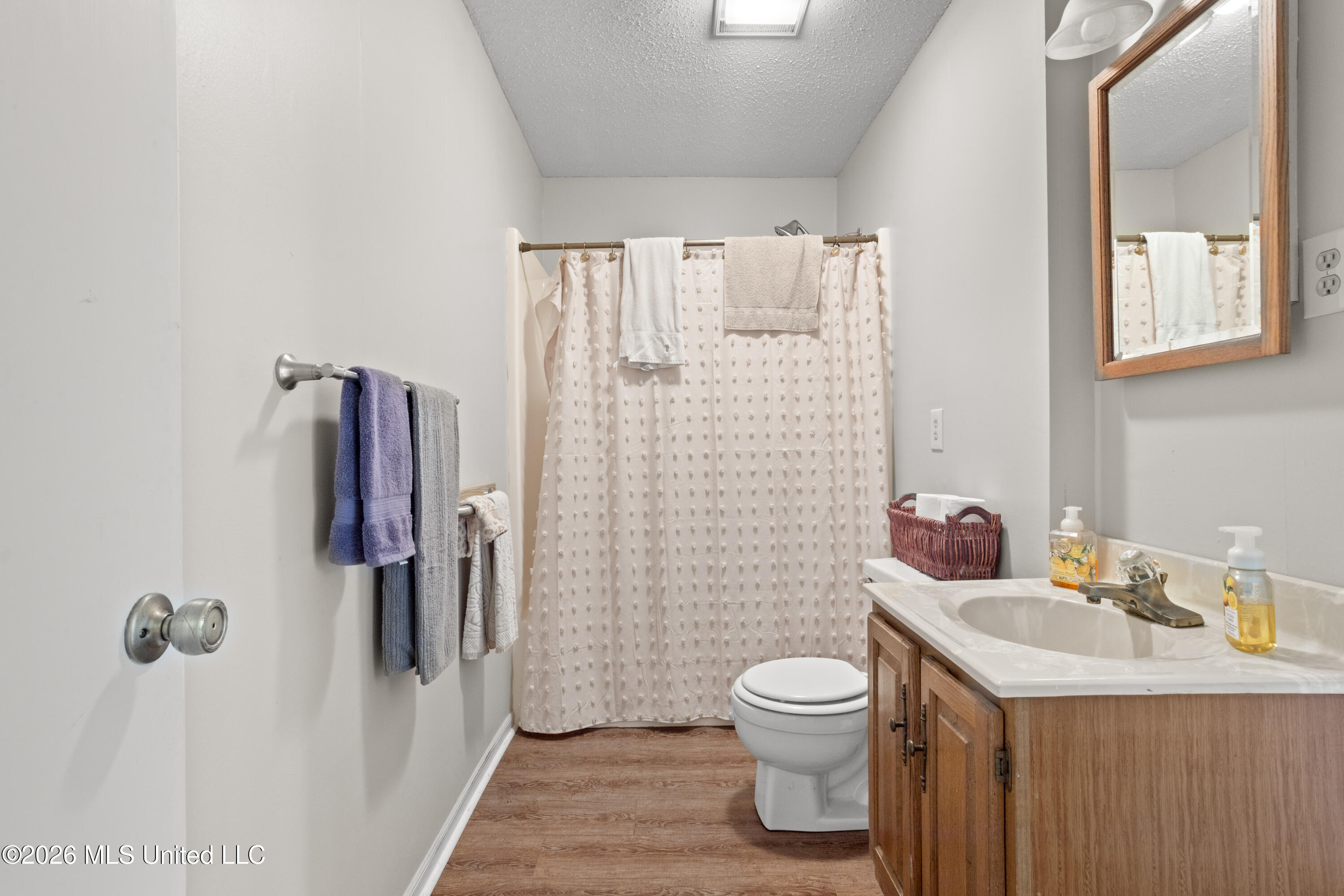 1223 W Wire Road Property Photo 95