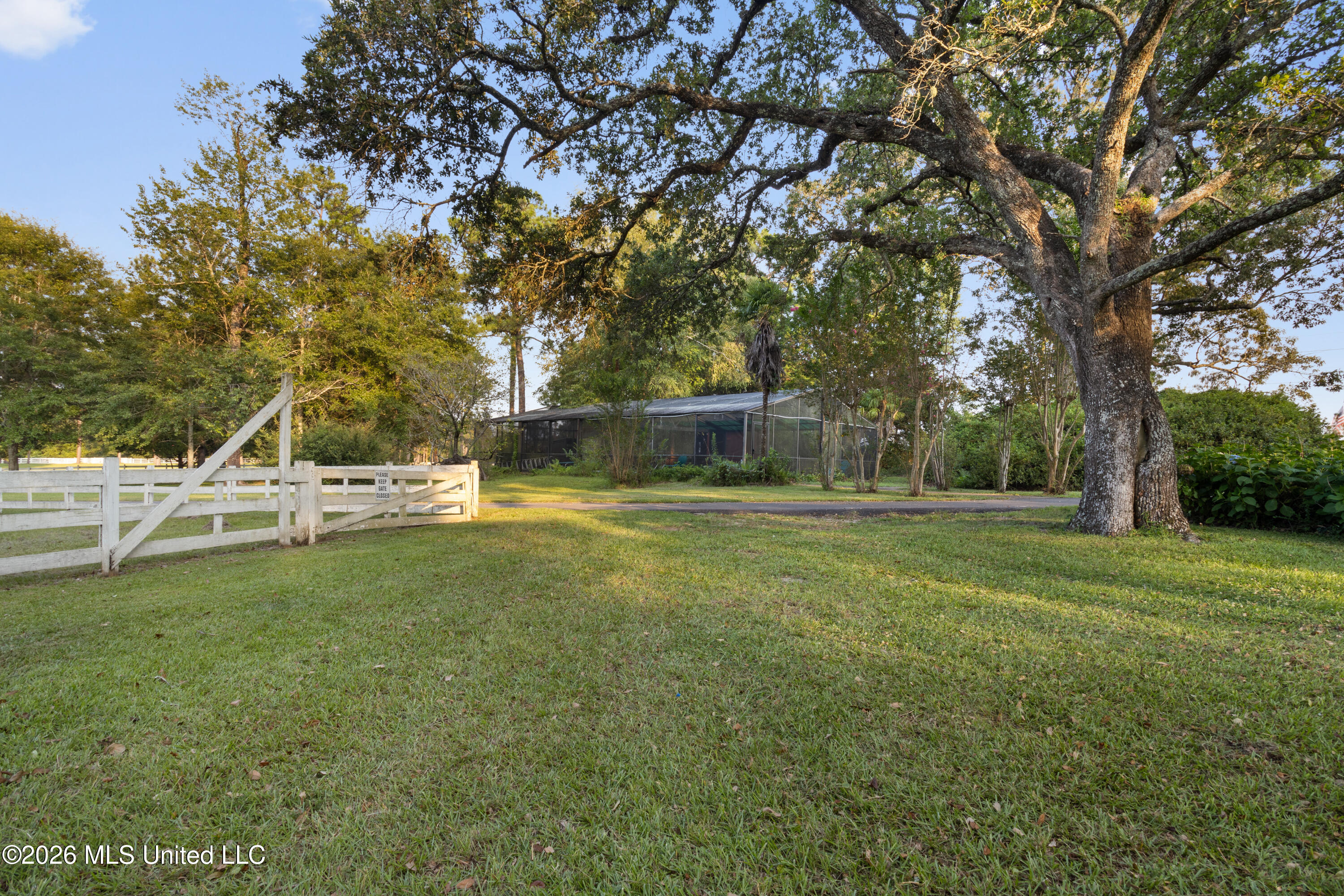 1223 W Wire Road Property Photo 101