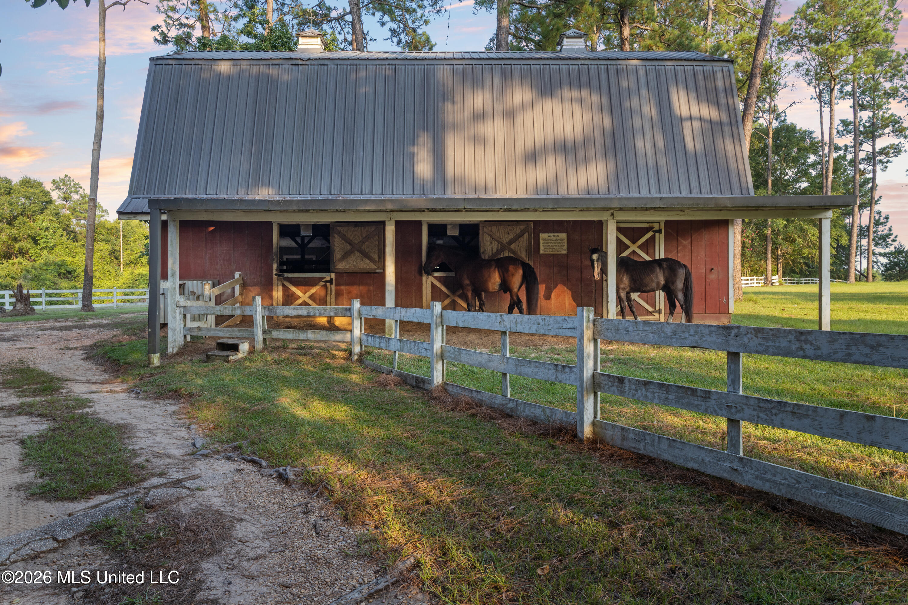 1223 W Wire Road Property Photo 110