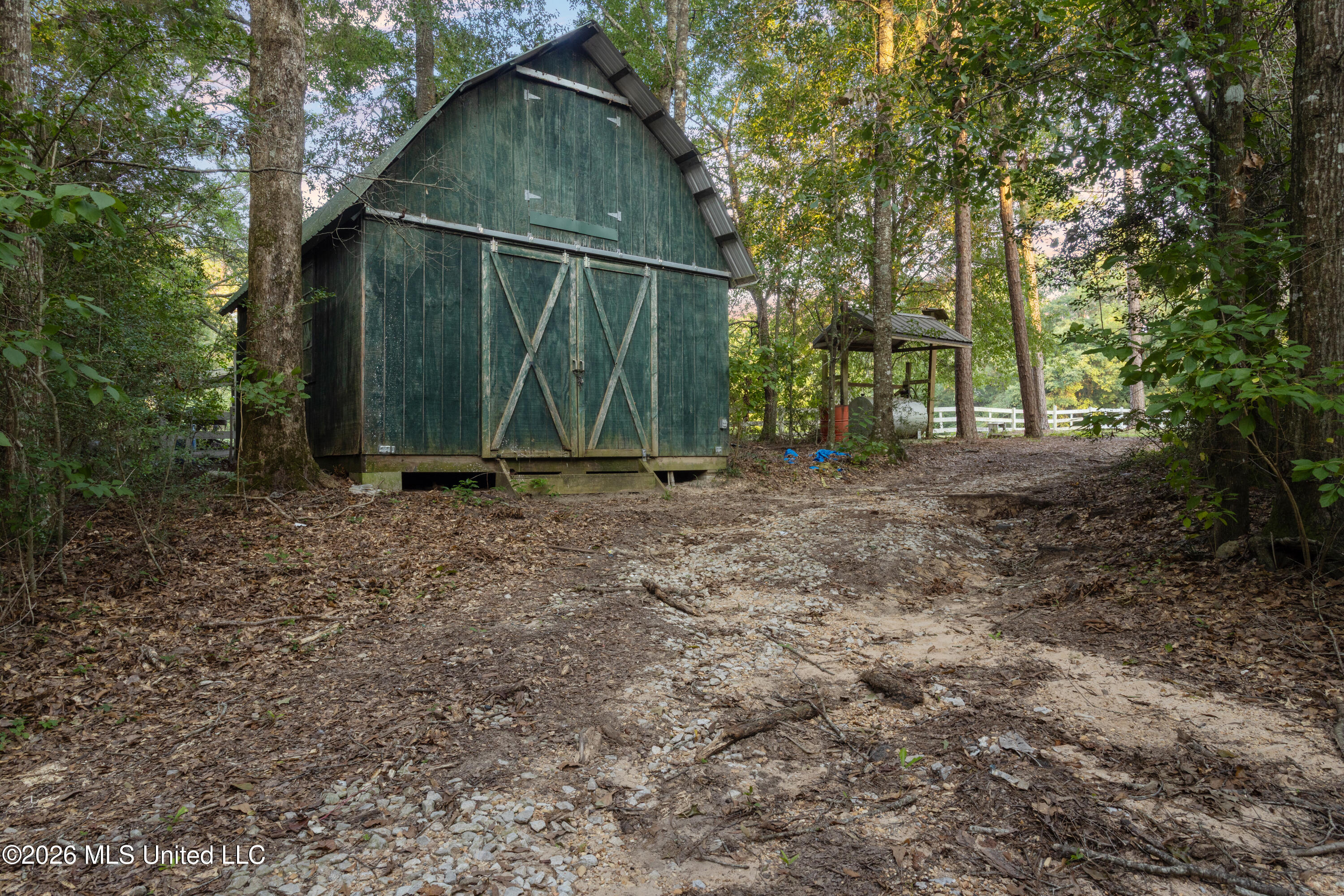 1223 W Wire Road Property Photo 117