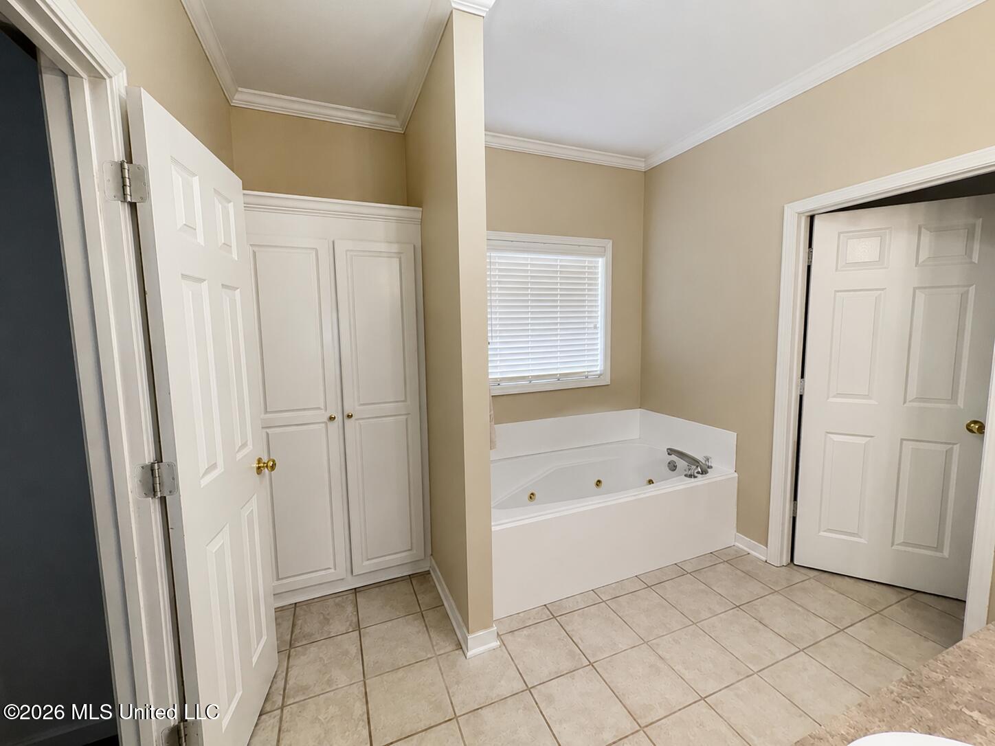 221 Jacks Place Property Photo 10