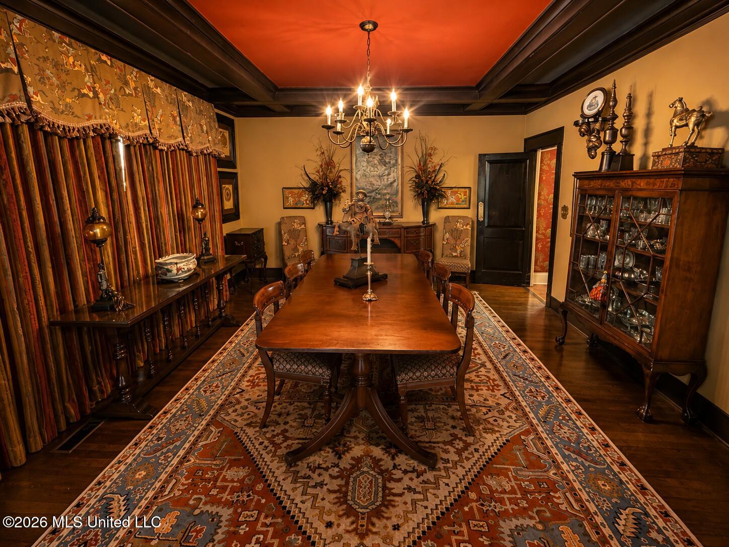 1113 Oakhurst Avenue Property Photo 5