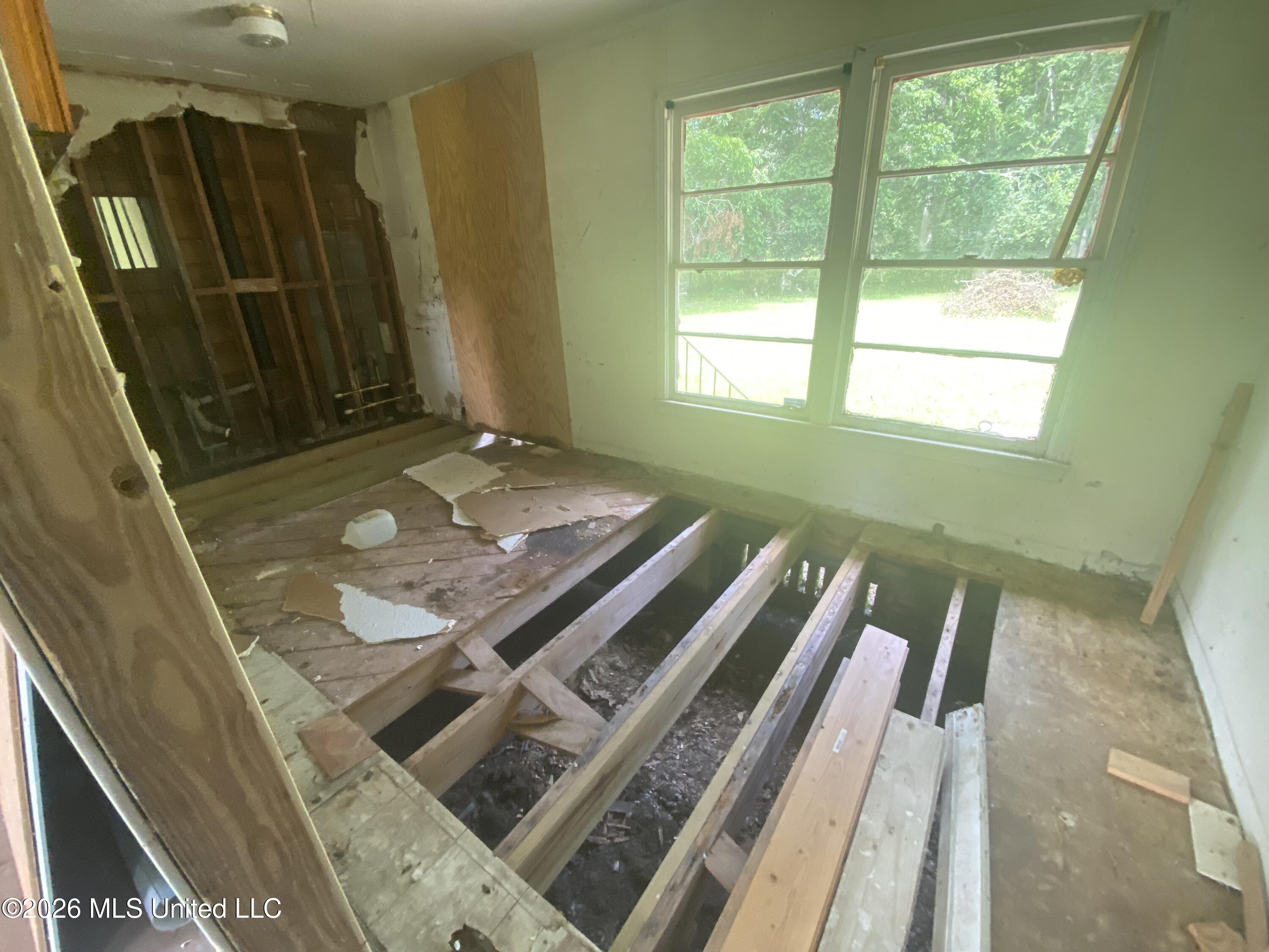 104 Pecan Street Property Photo 5