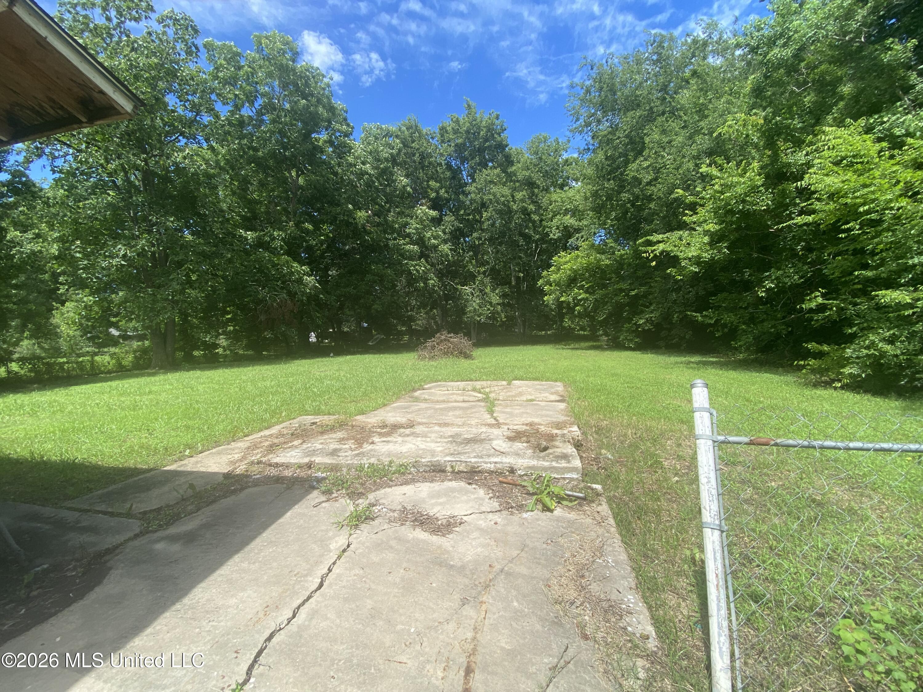 104 Pecan Street Property Photo 12