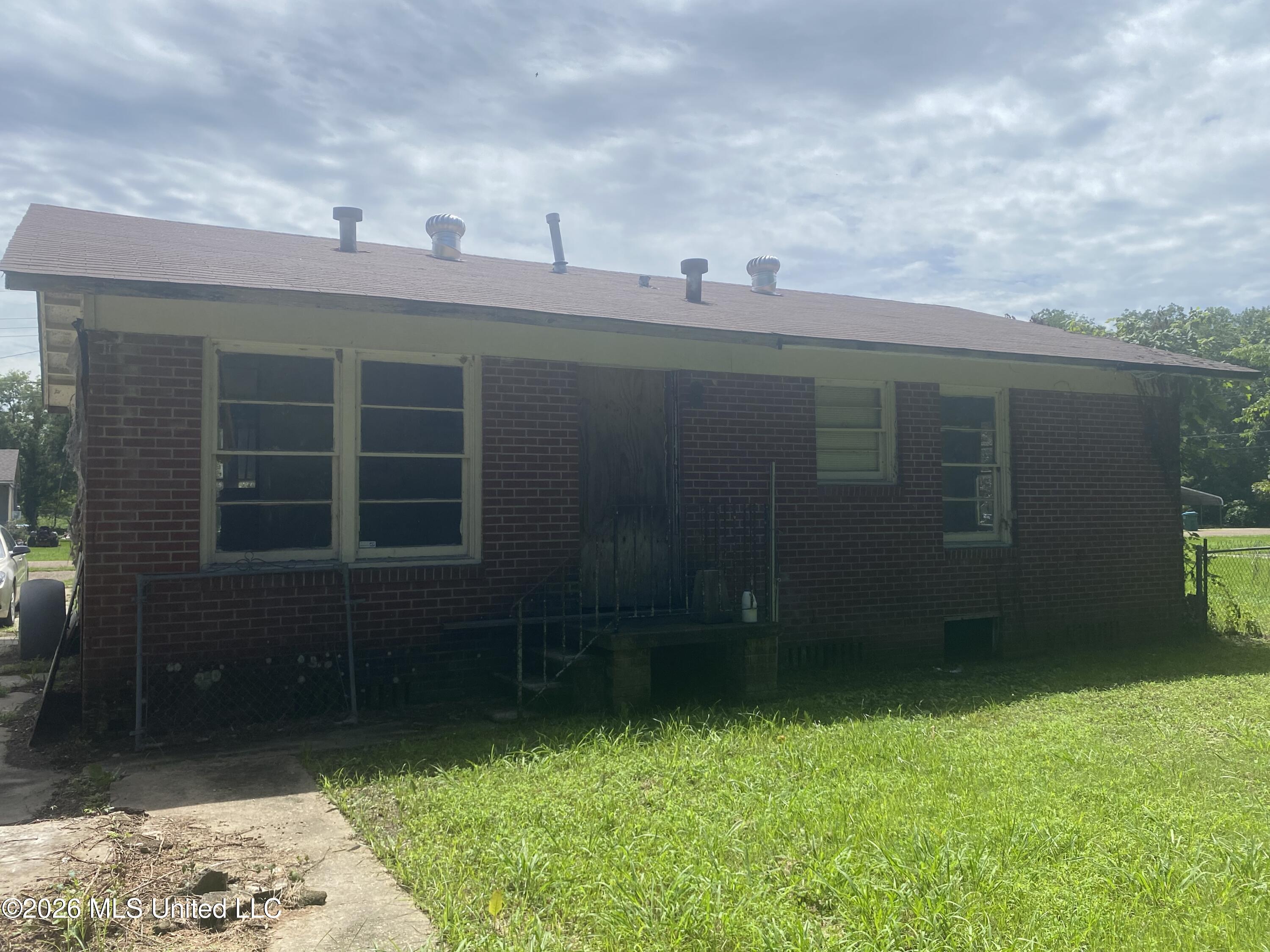 104 Pecan Street Property Photo 13