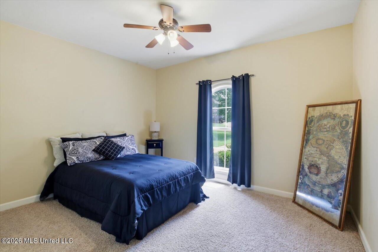 308 Creston Cove Property Photo 39