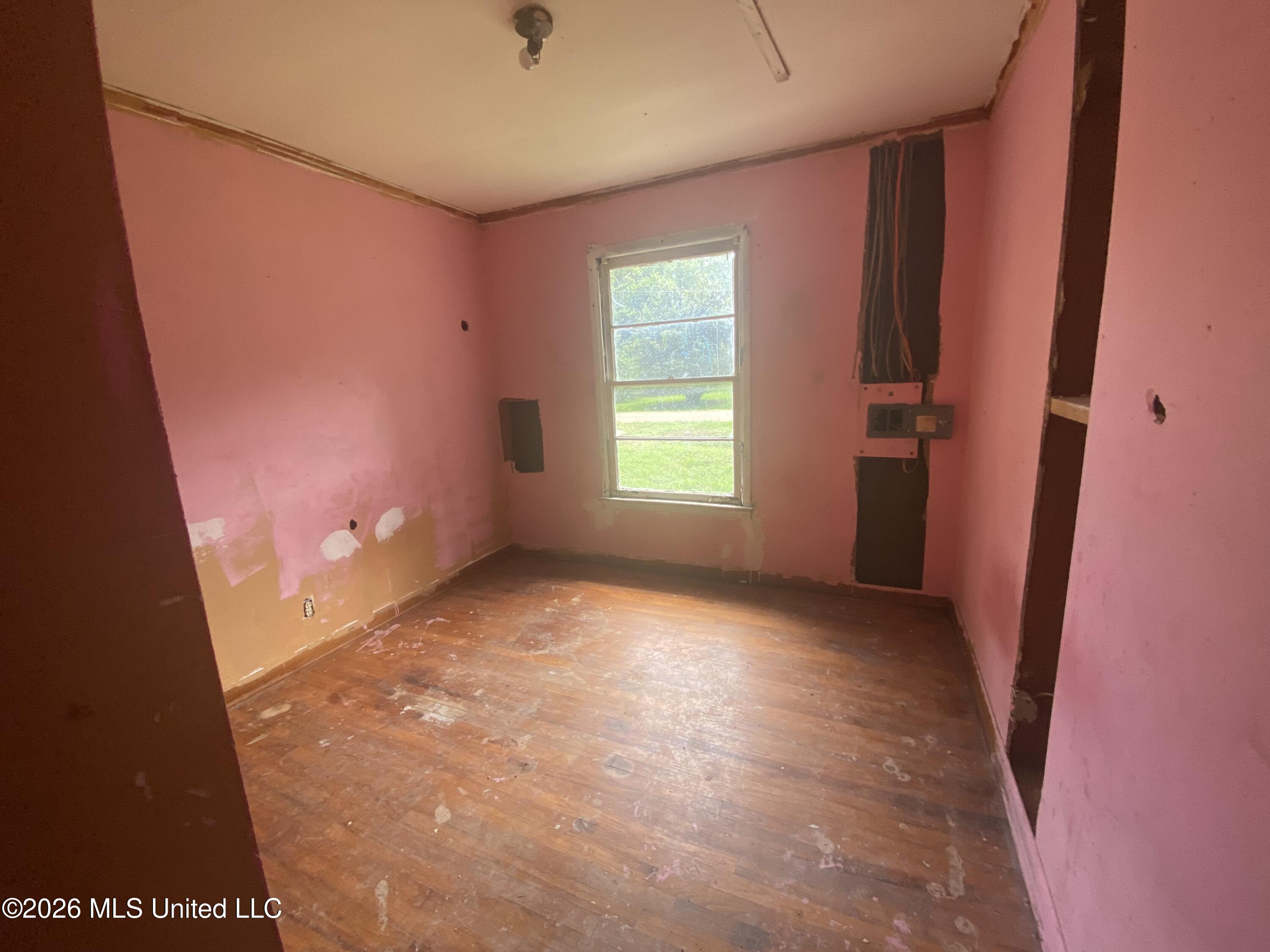 110 Oak Street Property Photo 11
