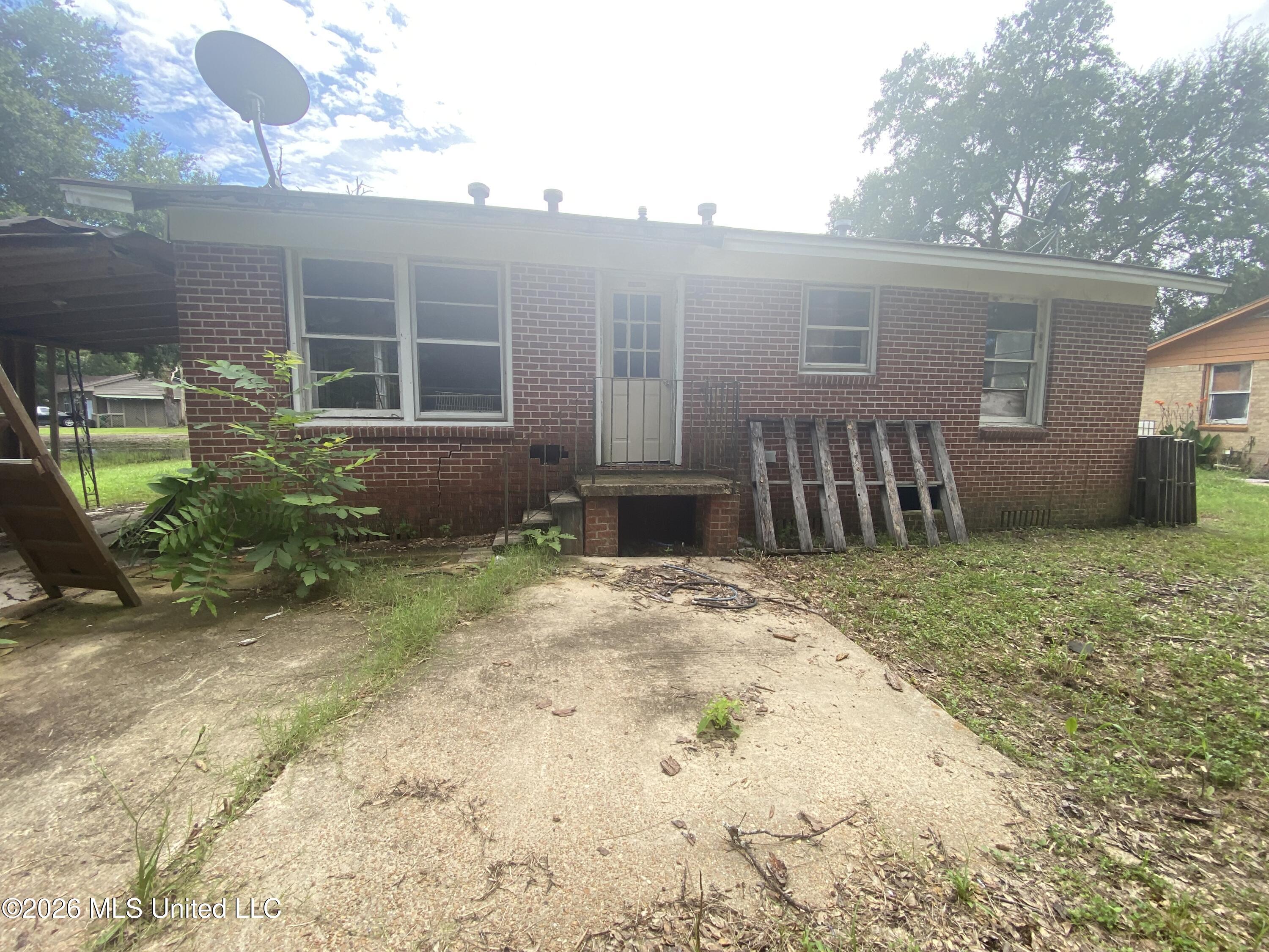 110 Oak Street Property Photo 20