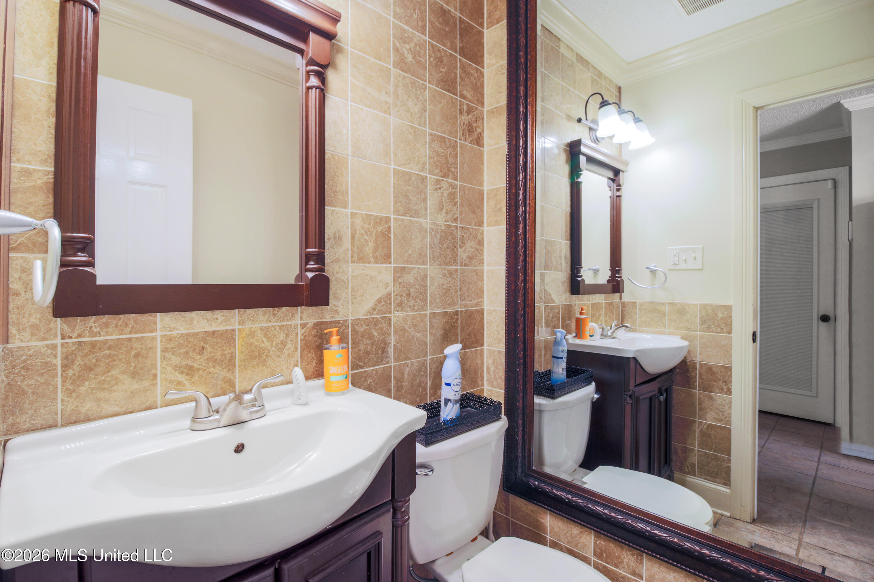 2331 Park Place Drive Property Photo 14