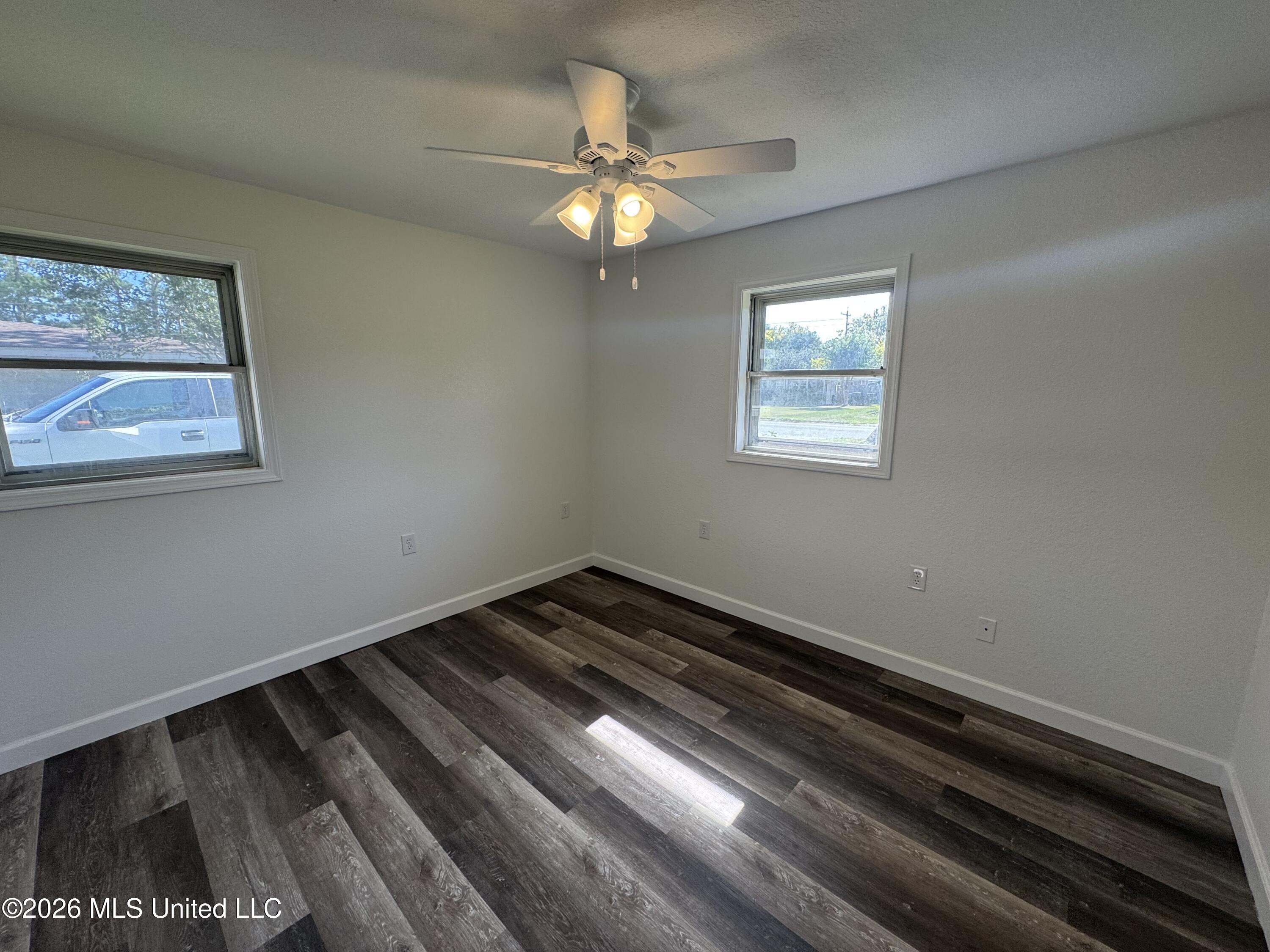 1910 Meadowbrook Street Property Photo 26