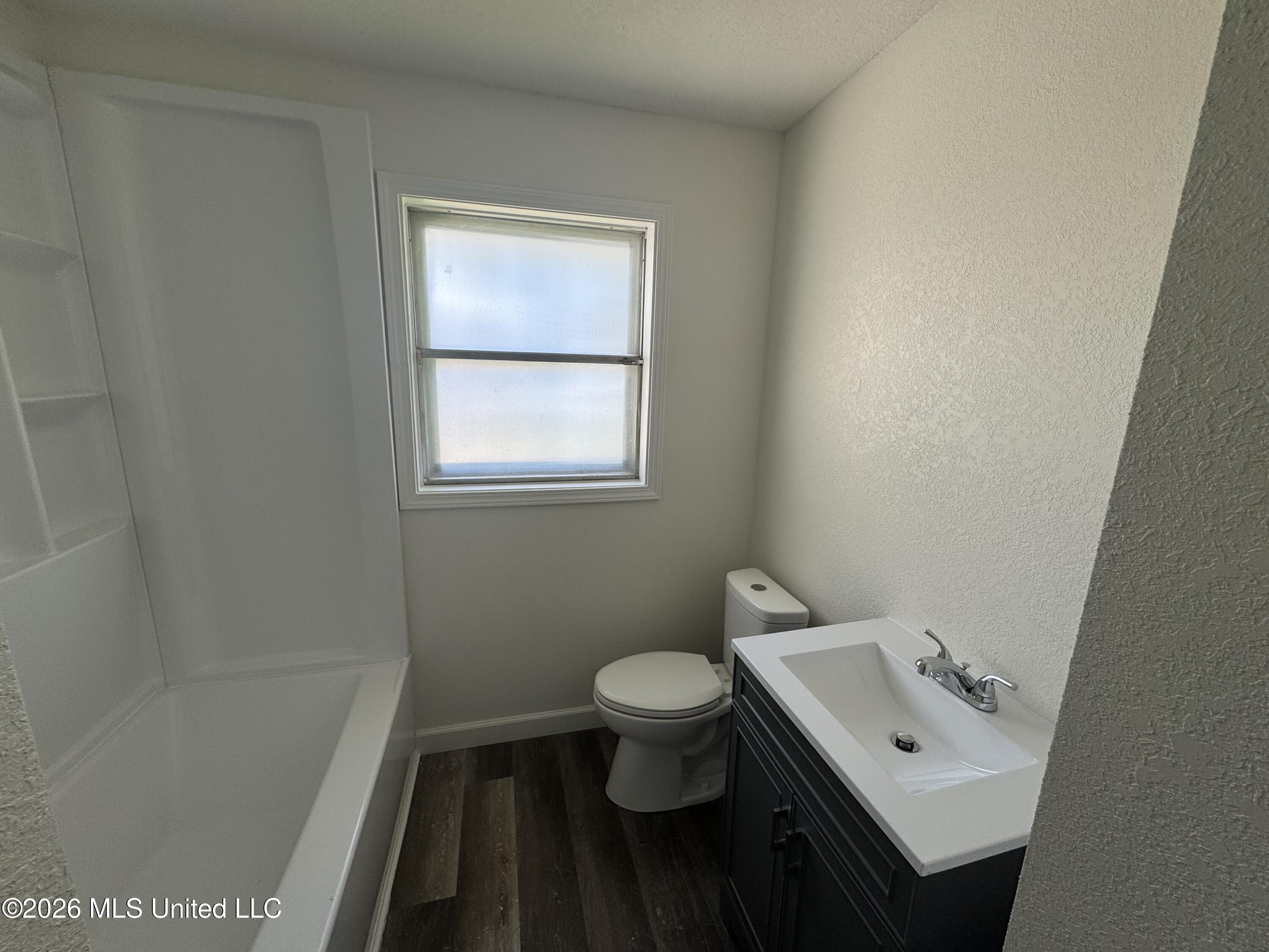 1910 Meadowbrook Street Property Photo 31