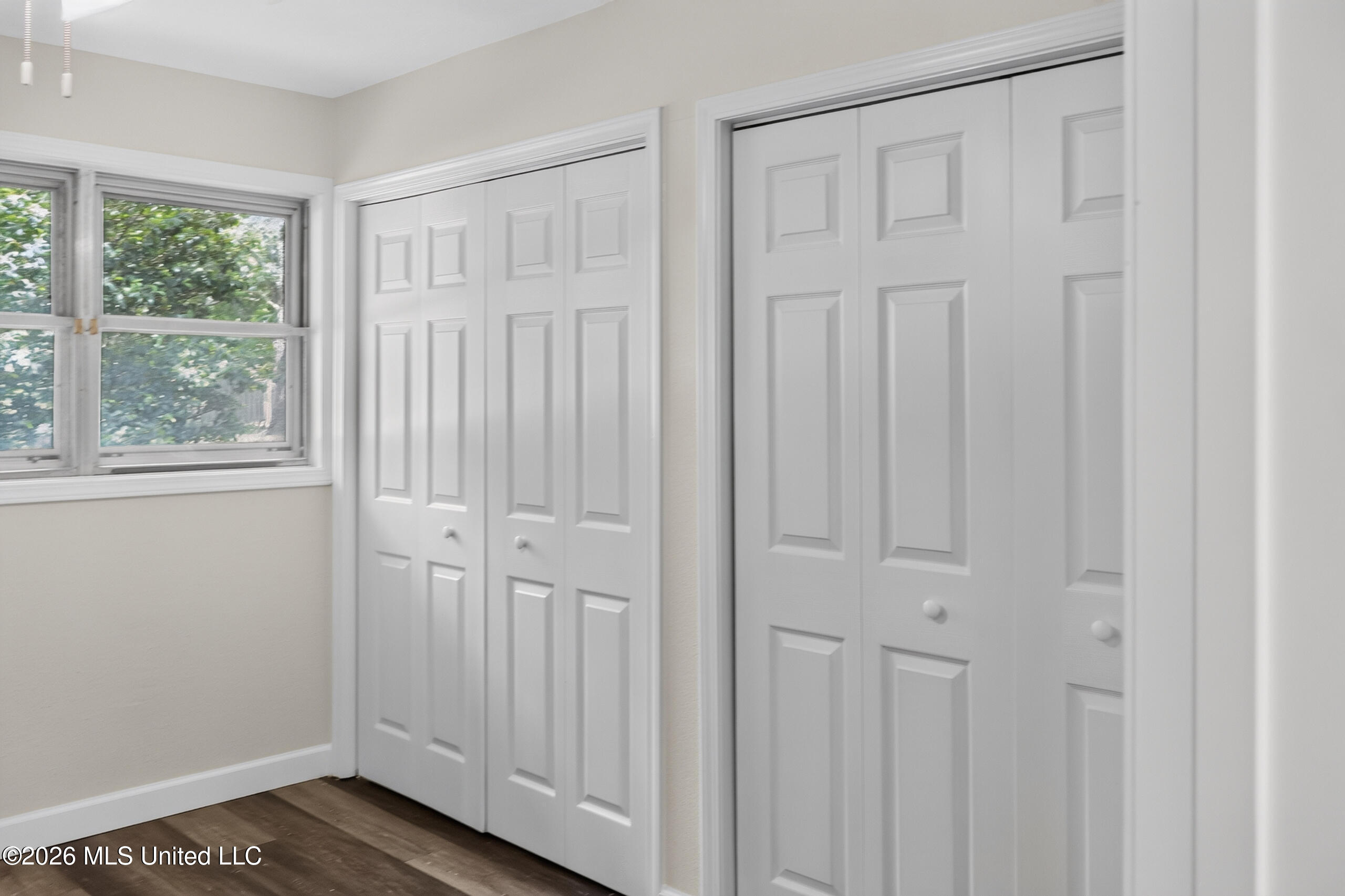 1910 Meadowbrook Street Property Photo 33