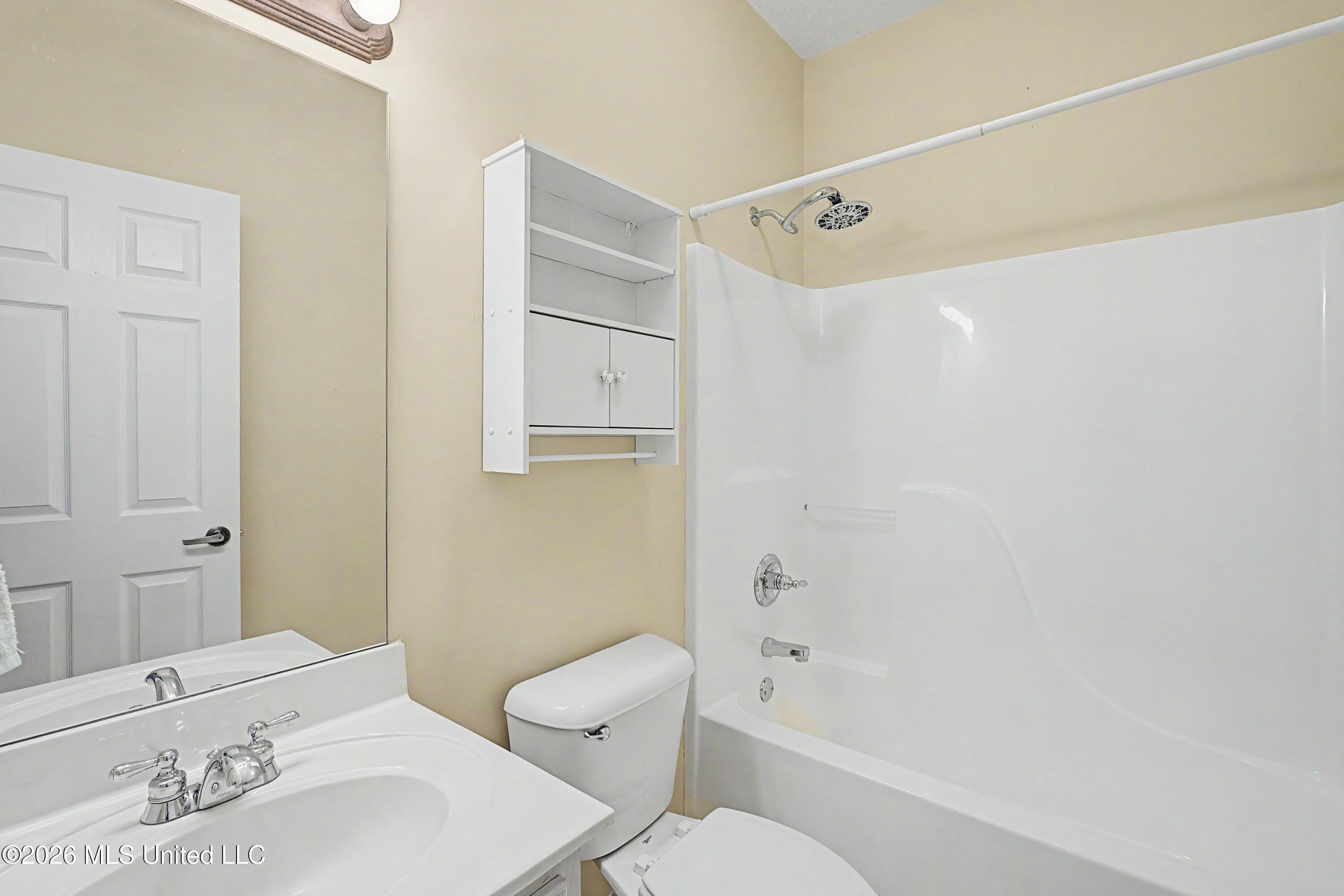 816 Cardinal Lane Property Photo 21